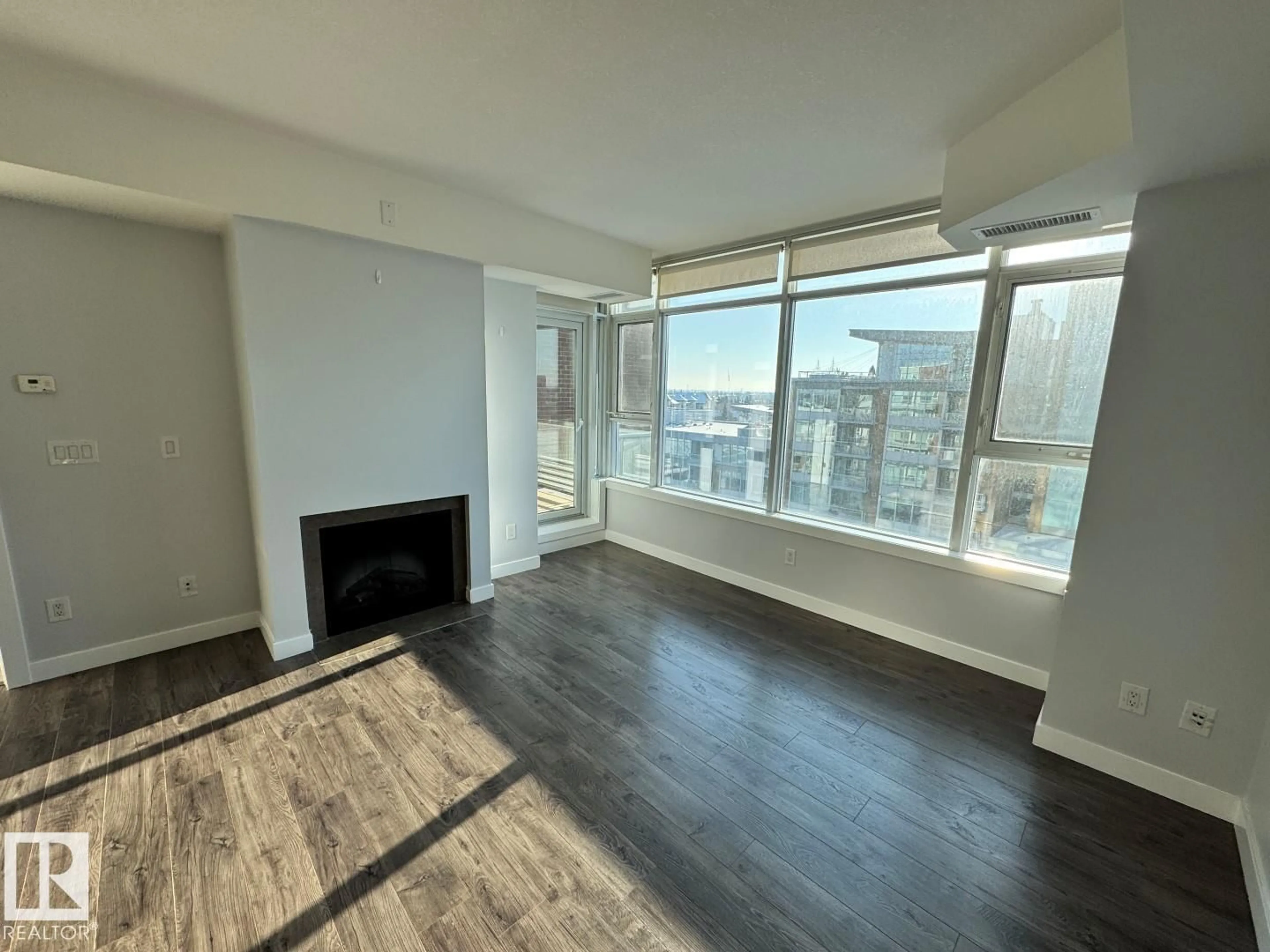 A pic of a room for 609 - 2606 109 ST NW, Edmonton Alberta T6M3S9
