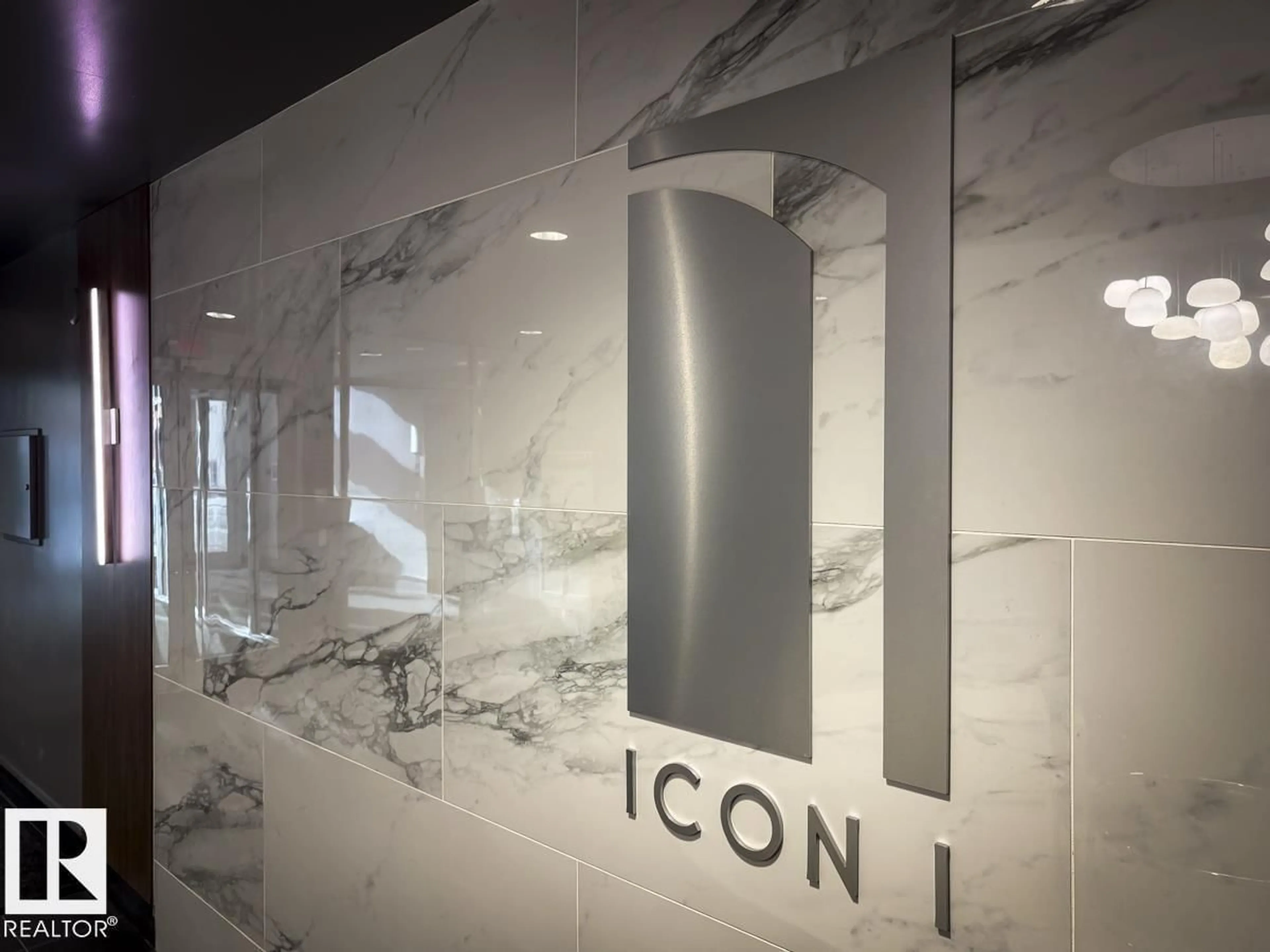 Lobby for 904 - 10136 104 ST NW, Edmonton Alberta T5J0B5