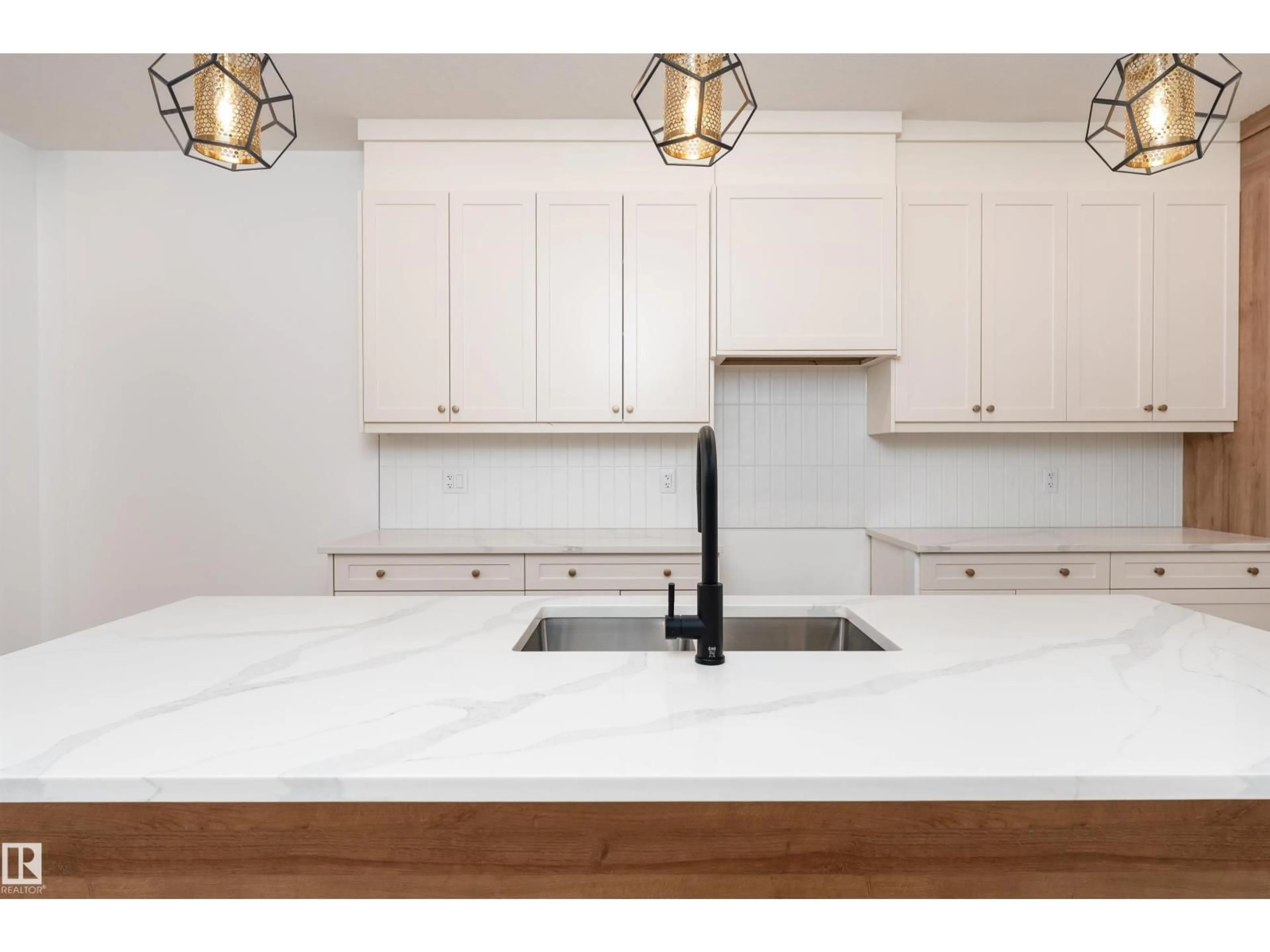 Unknown for 3111 MAGPIE WY, Edmonton Alberta T5S0V3