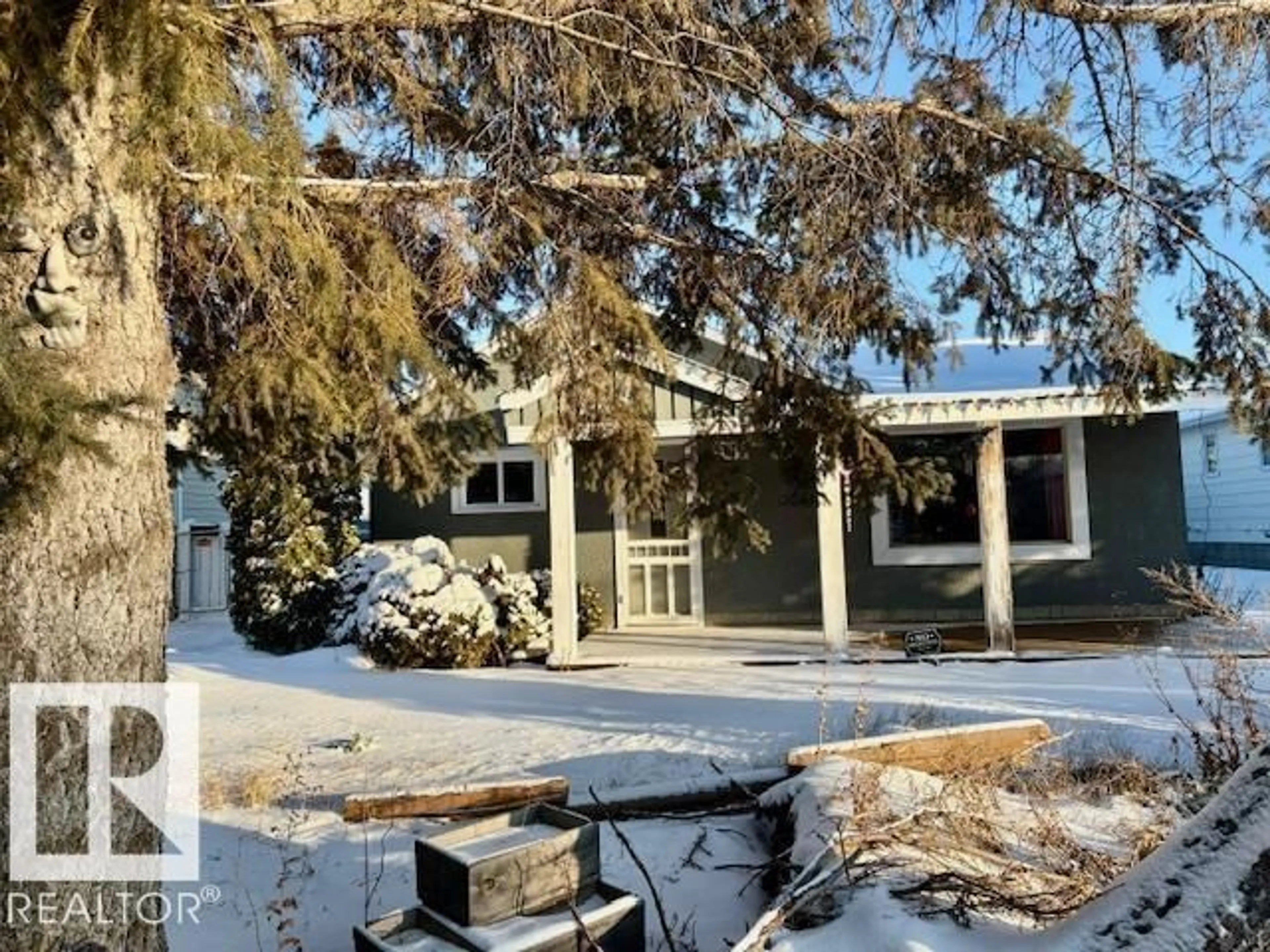 Unknown for 5449 46 ST, Vegreville Alberta T9C1E5