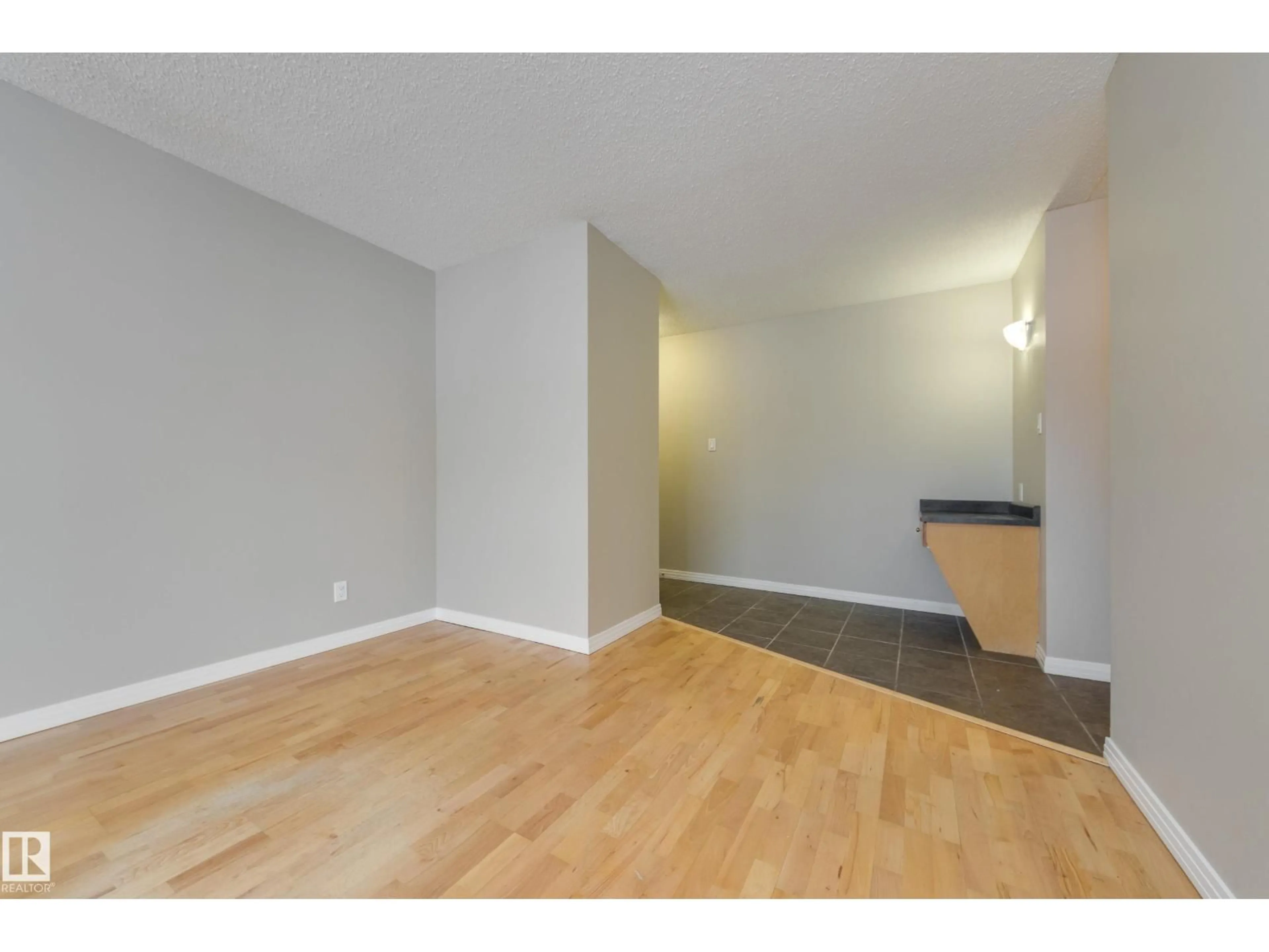 A pic of a room for 205 - 11019 107 ST, Edmonton Alberta T5H2Z6