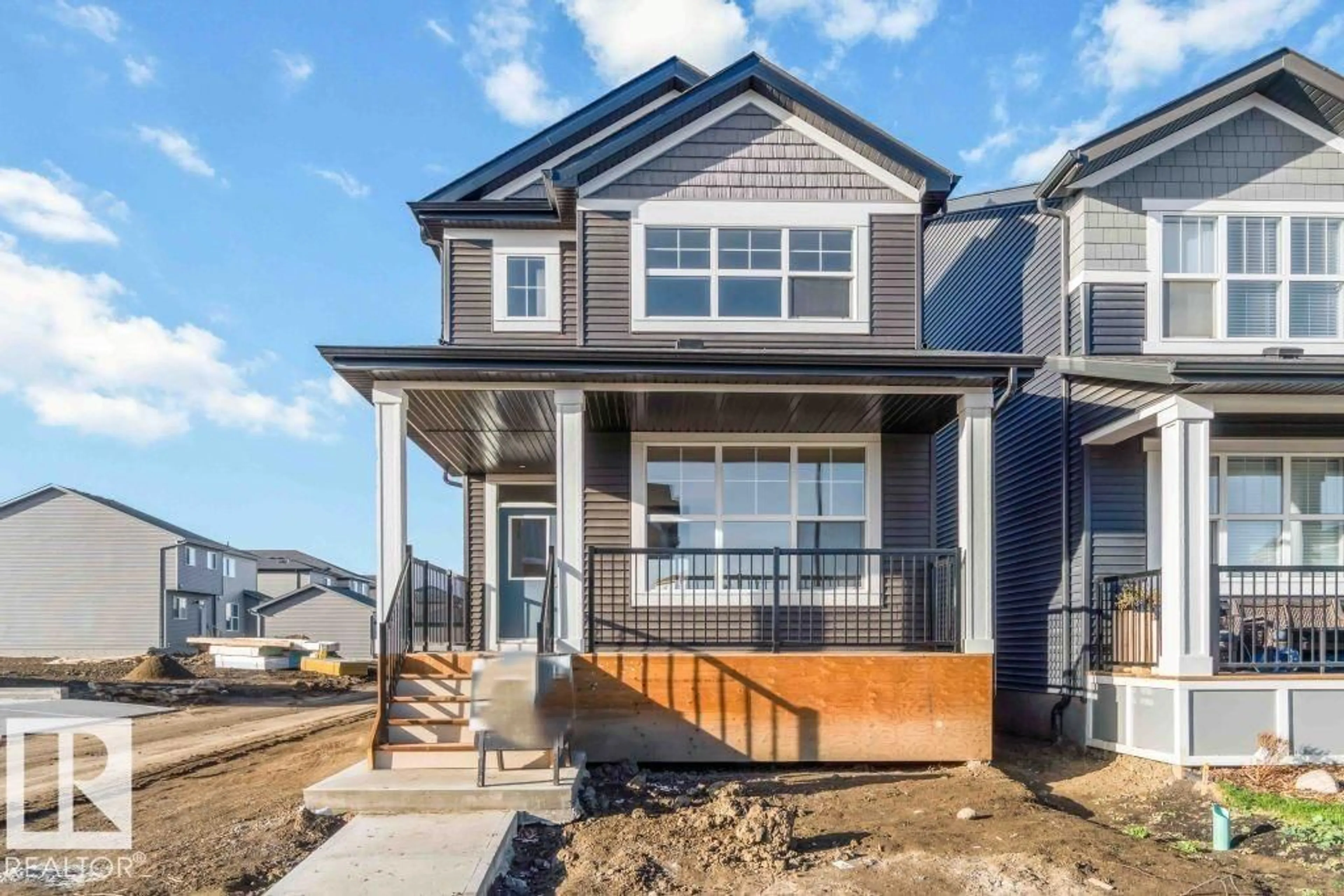 Home with vinyl exterior material, street for 150 GARNEAU GA, Spruce Grove Alberta T7X0Z5