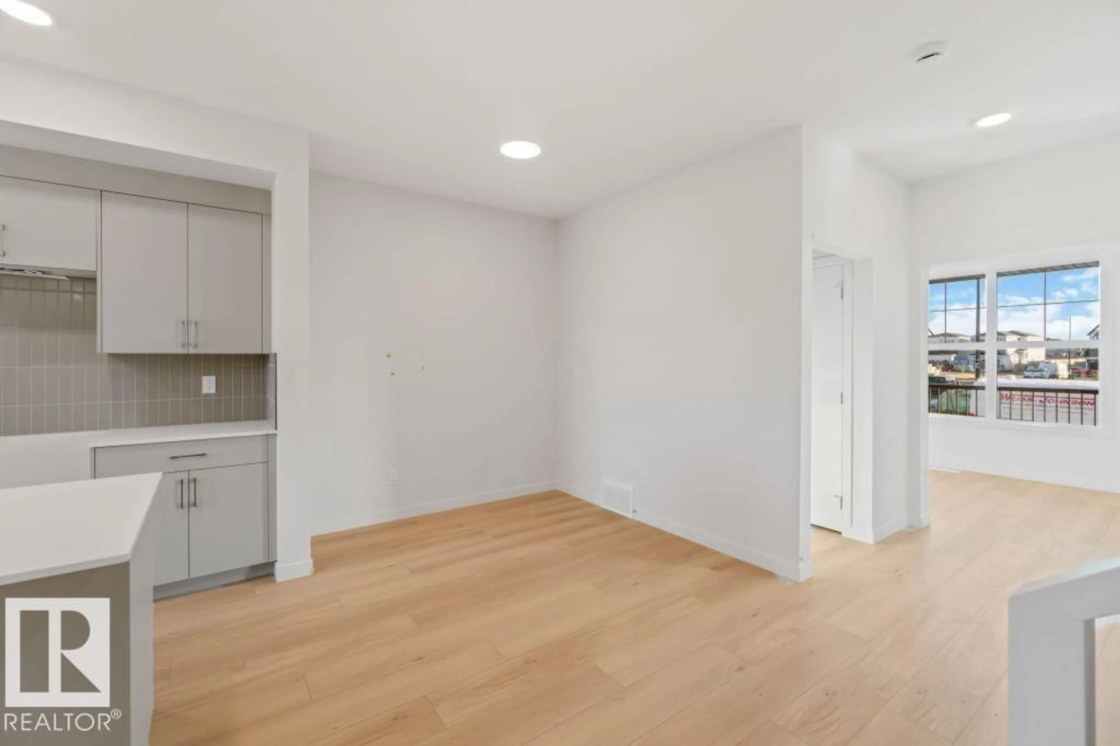 A pic of a room for 150 GARNEAU GA, Spruce Grove Alberta T7X0Z5