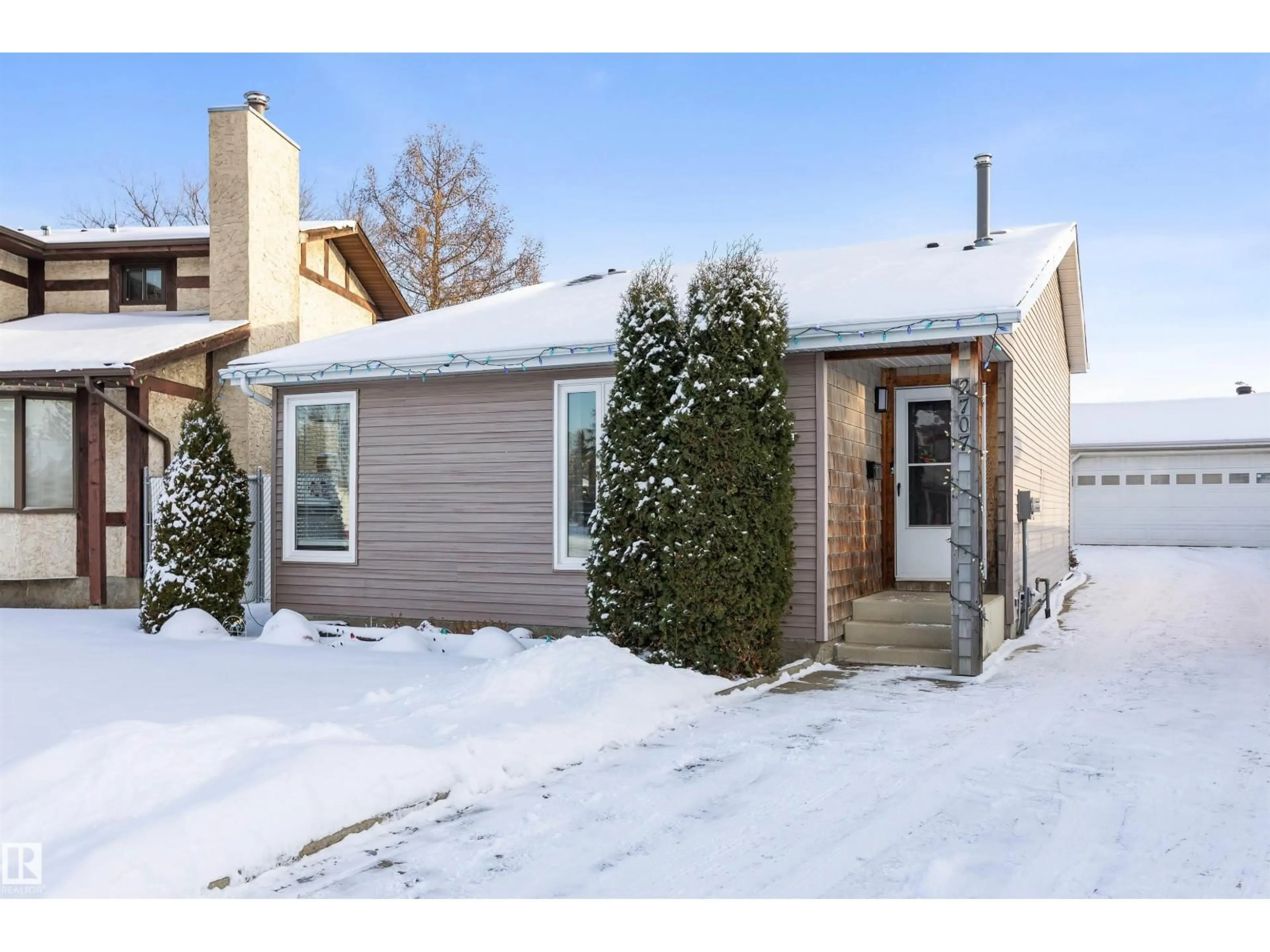 Unknown for 2707 138 AV, Edmonton Alberta T5Y1A5