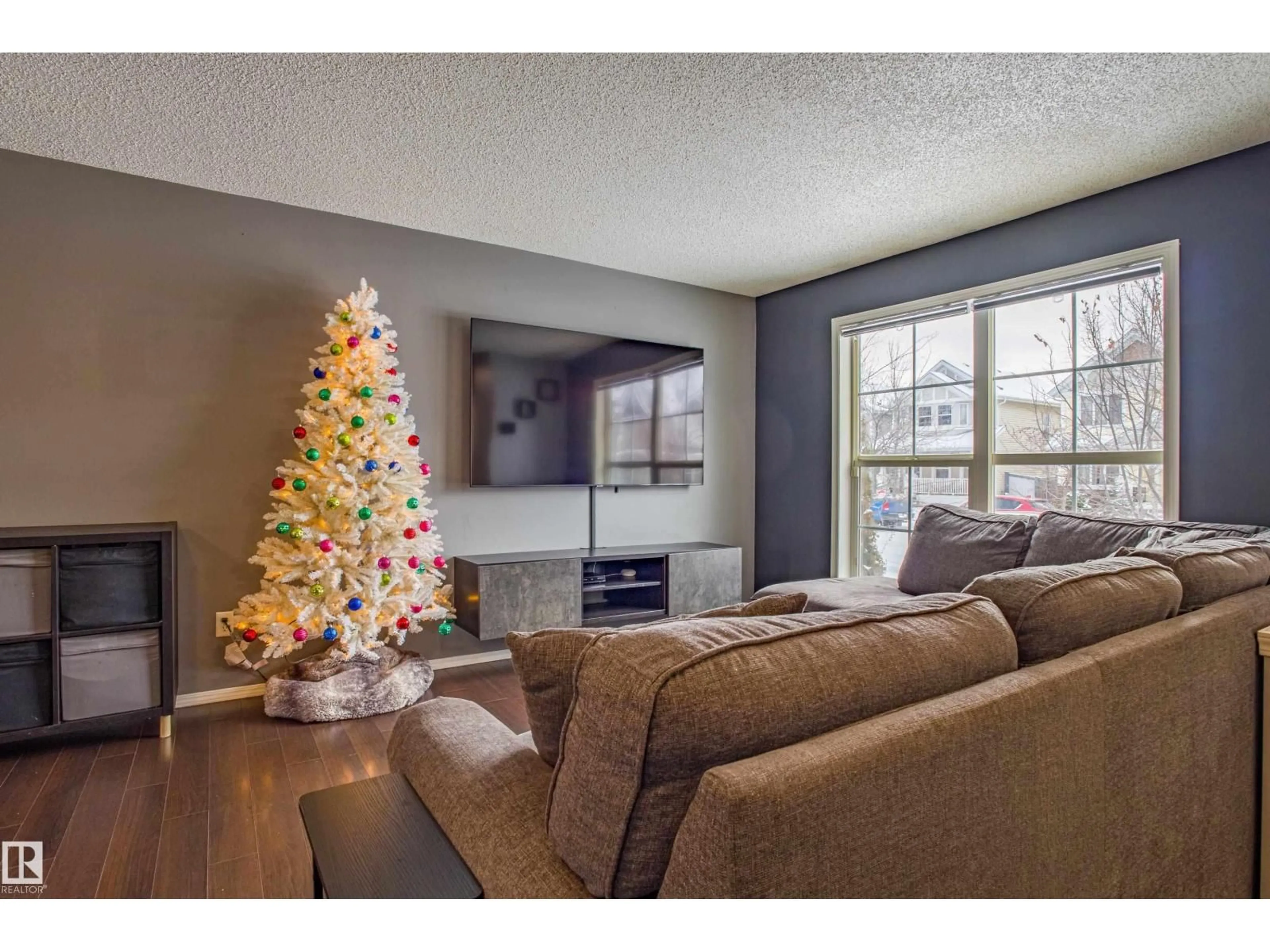 Living room with furniture, unknown for SW - 7312 19A AV, Edmonton Alberta T6X0K3