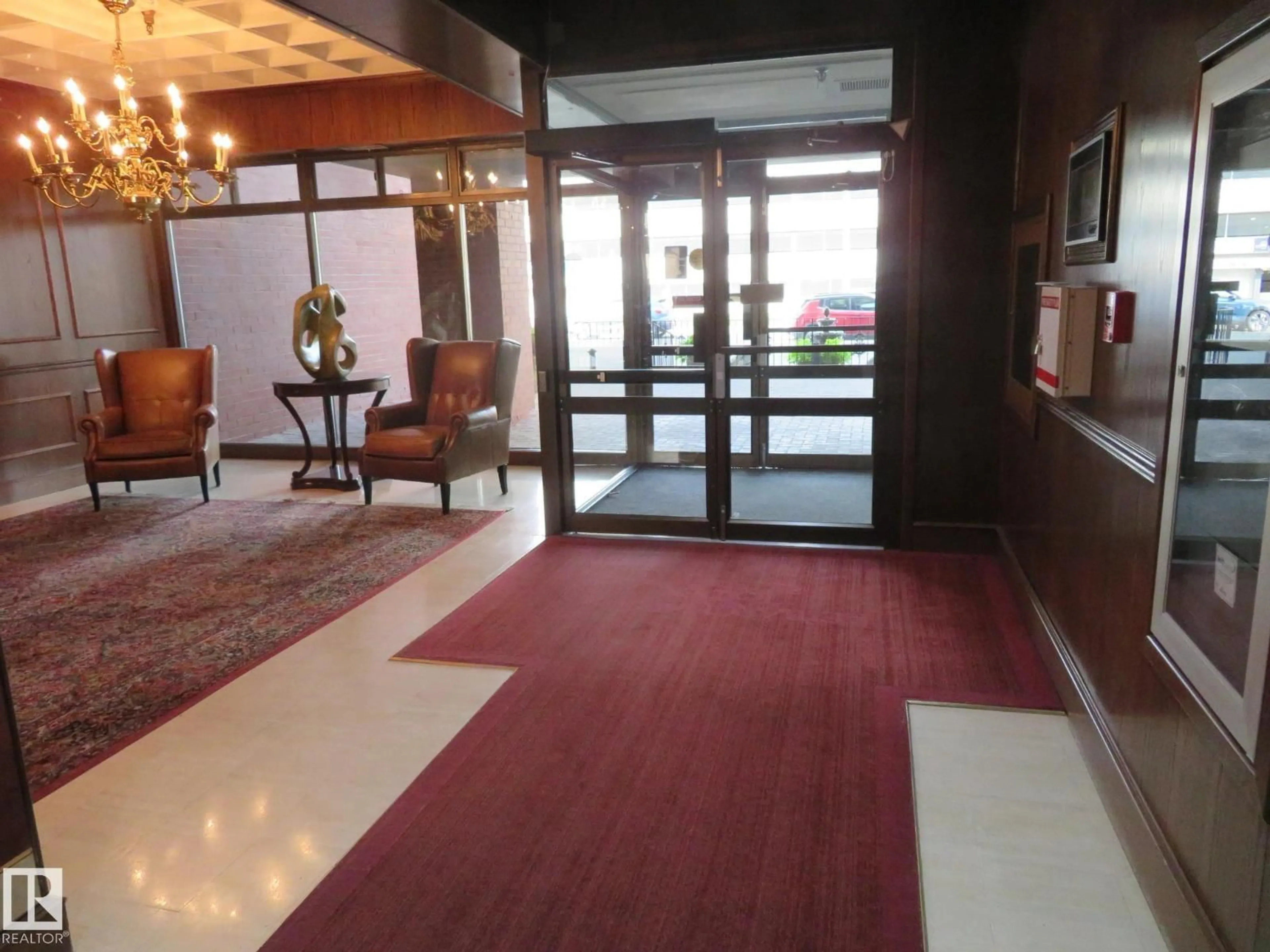 Lobby for #501 - 11503 100 AV, Edmonton Alberta T5K2K7