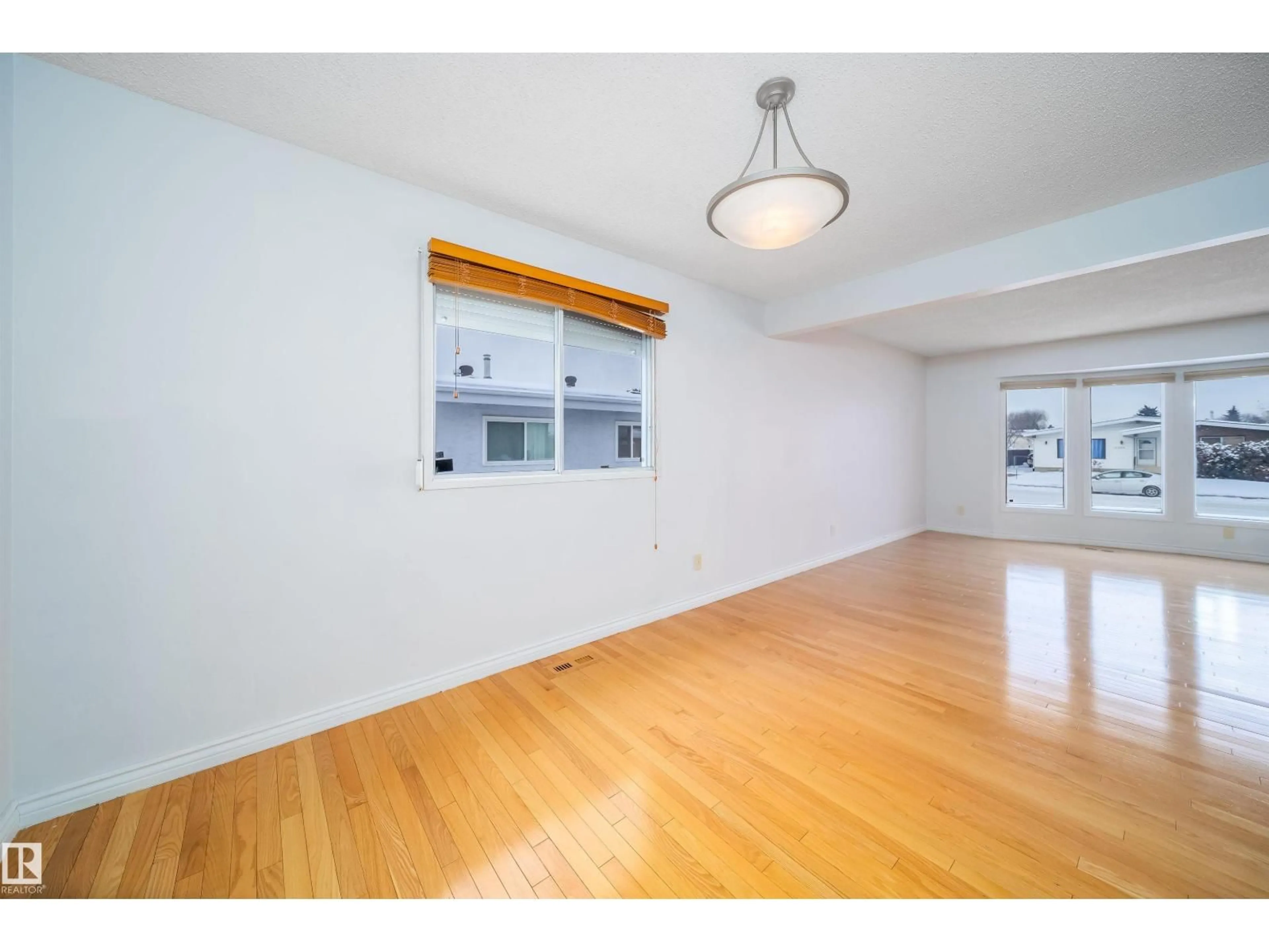 A pic of a room for NW - 12203 158 AV, Edmonton Alberta T5X2X9