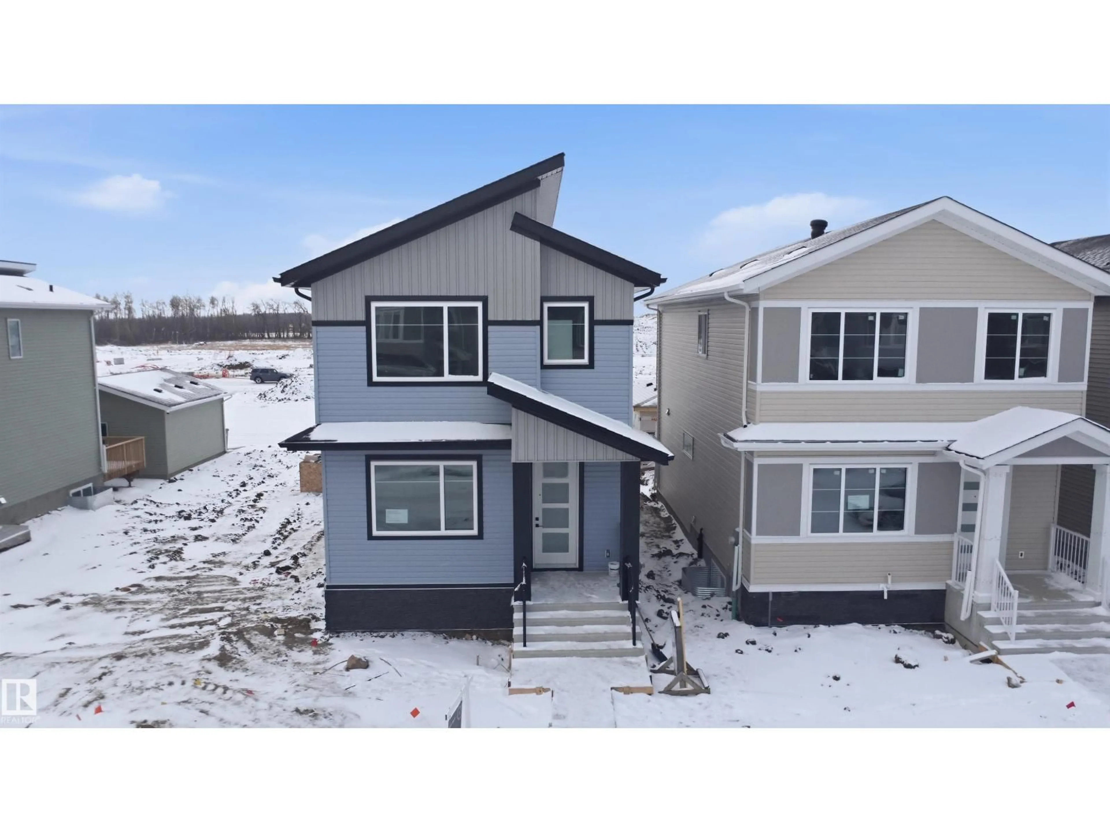 A pic from outside/outdoor area/front of a property/back of a property/a pic from drone, unknown for 334 ROBERTS WYND, Leduc Alberta T9E1P9