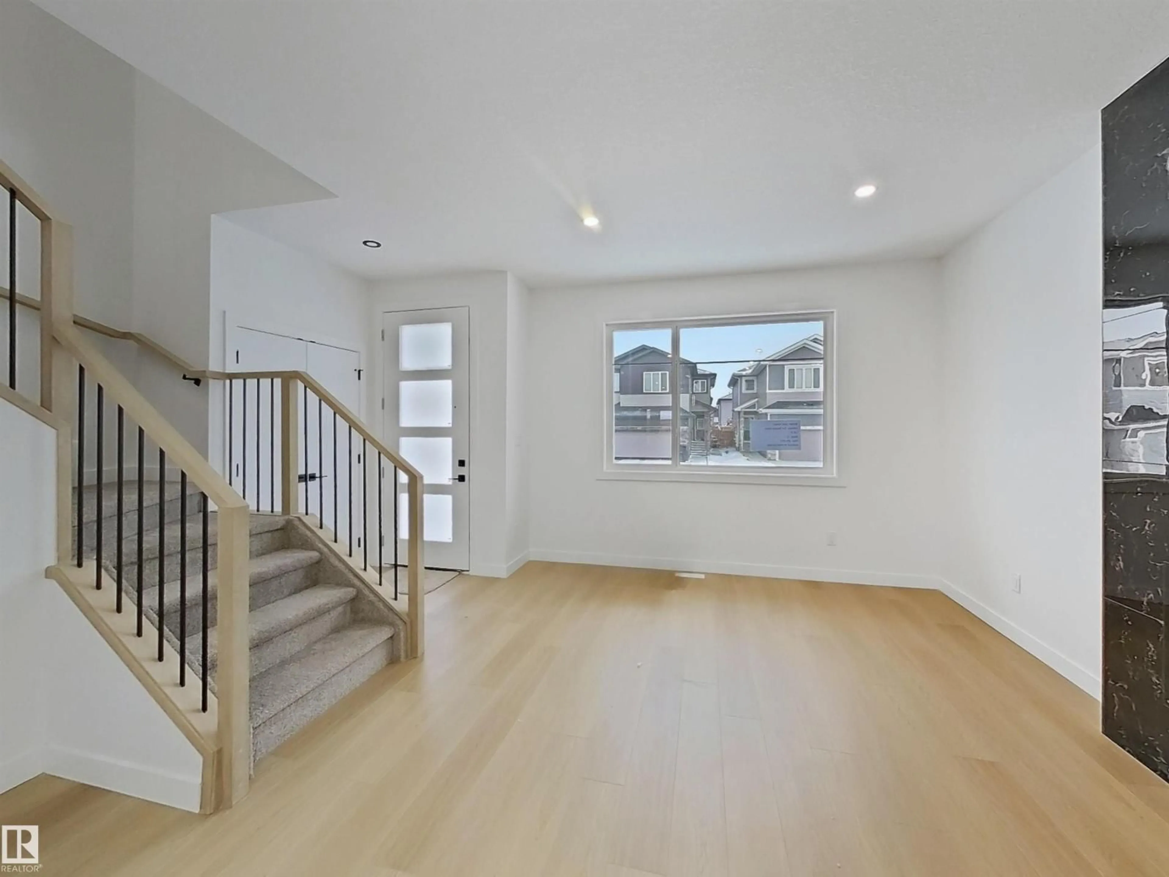 Unknown for 334 ROBERTS WYND, Leduc Alberta T9E1P9