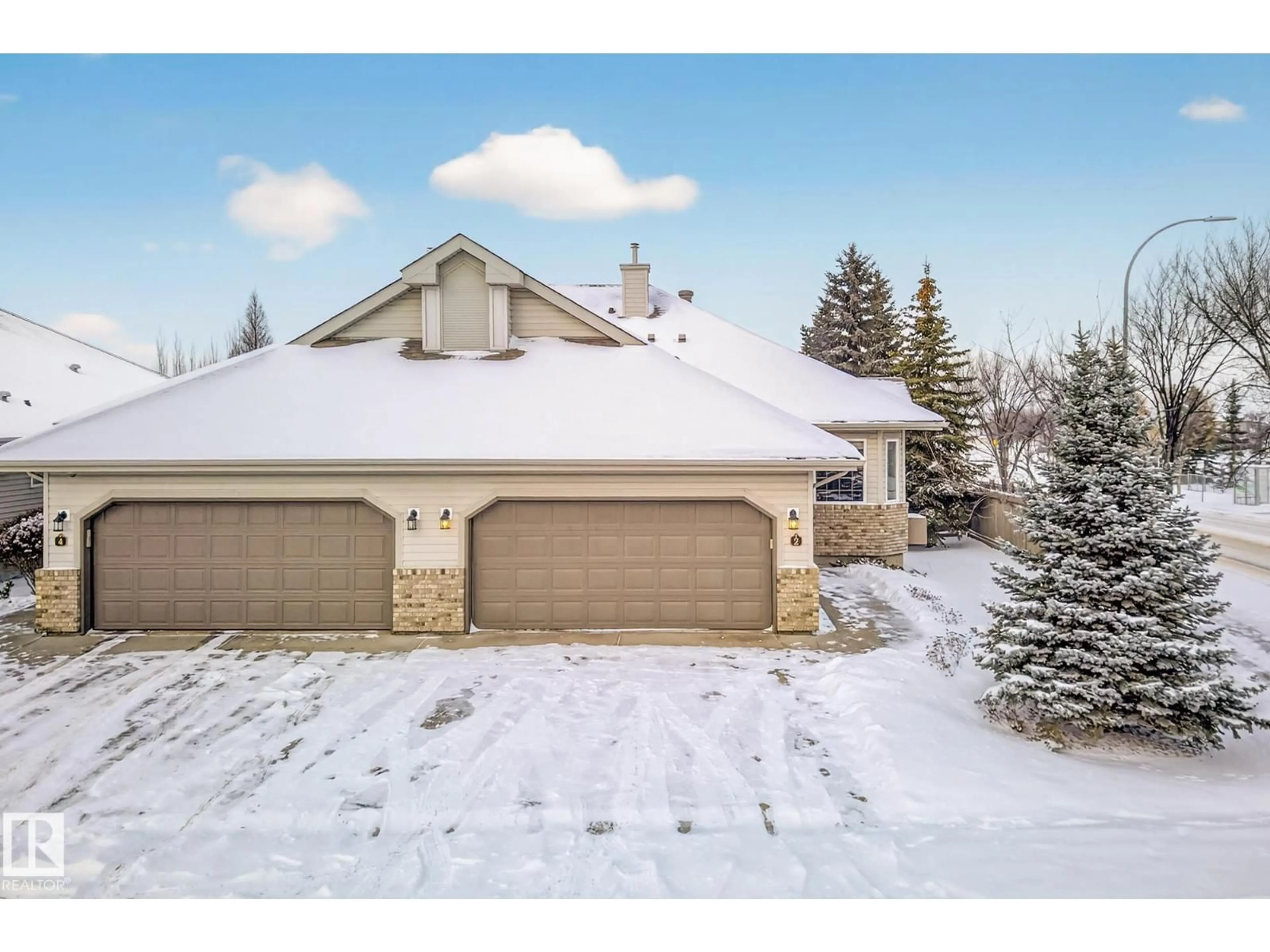 A pic from outside/outdoor area/front of a property/back of a property/a pic from drone, street for #2 - 55 CLARKDALE DR, Sherwood Park Alberta T8H2J1