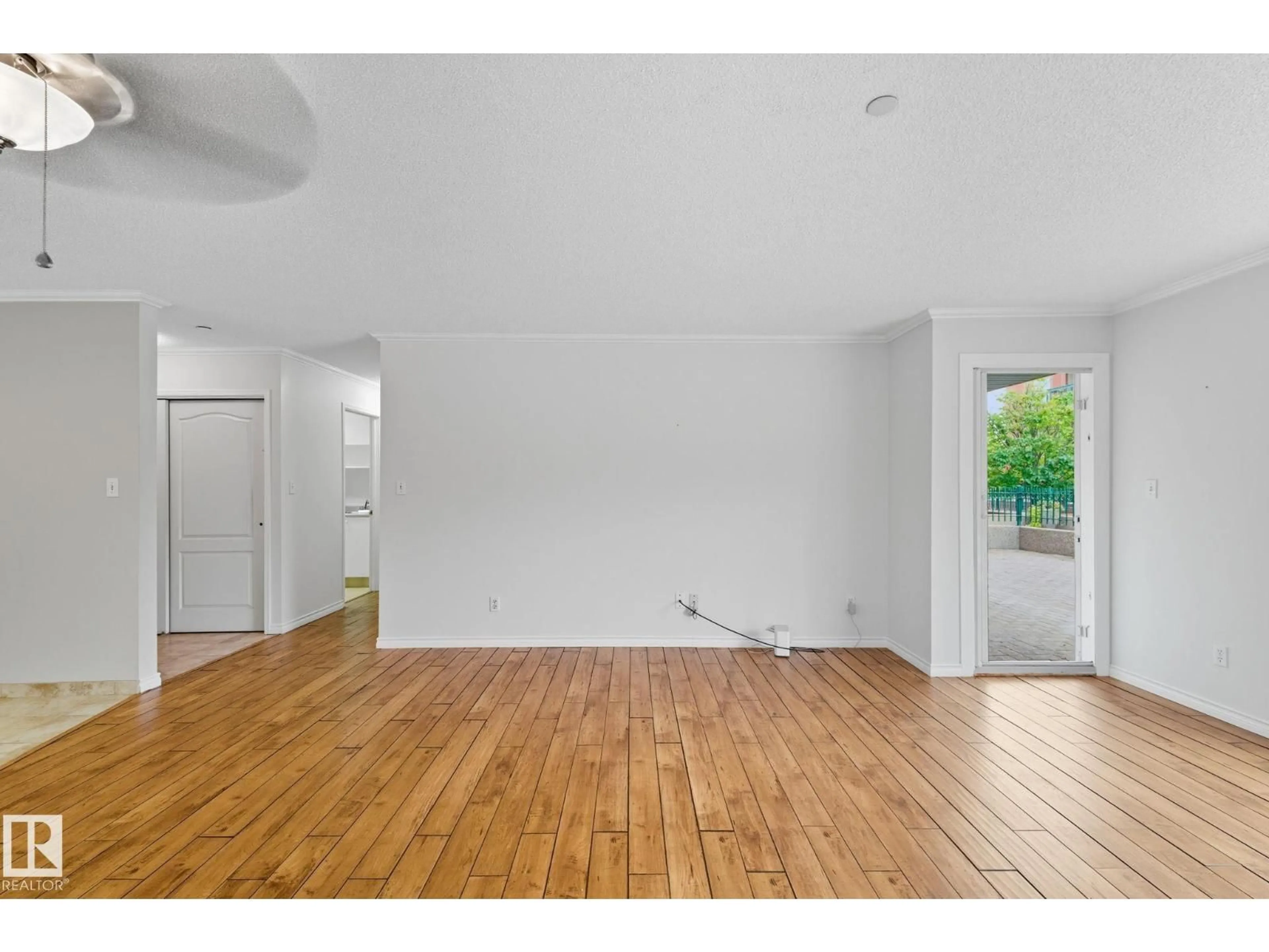 A pic of a room for 35 SIR WINSTON CHURCHILL AV, St. Albert Alberta T8N0G3