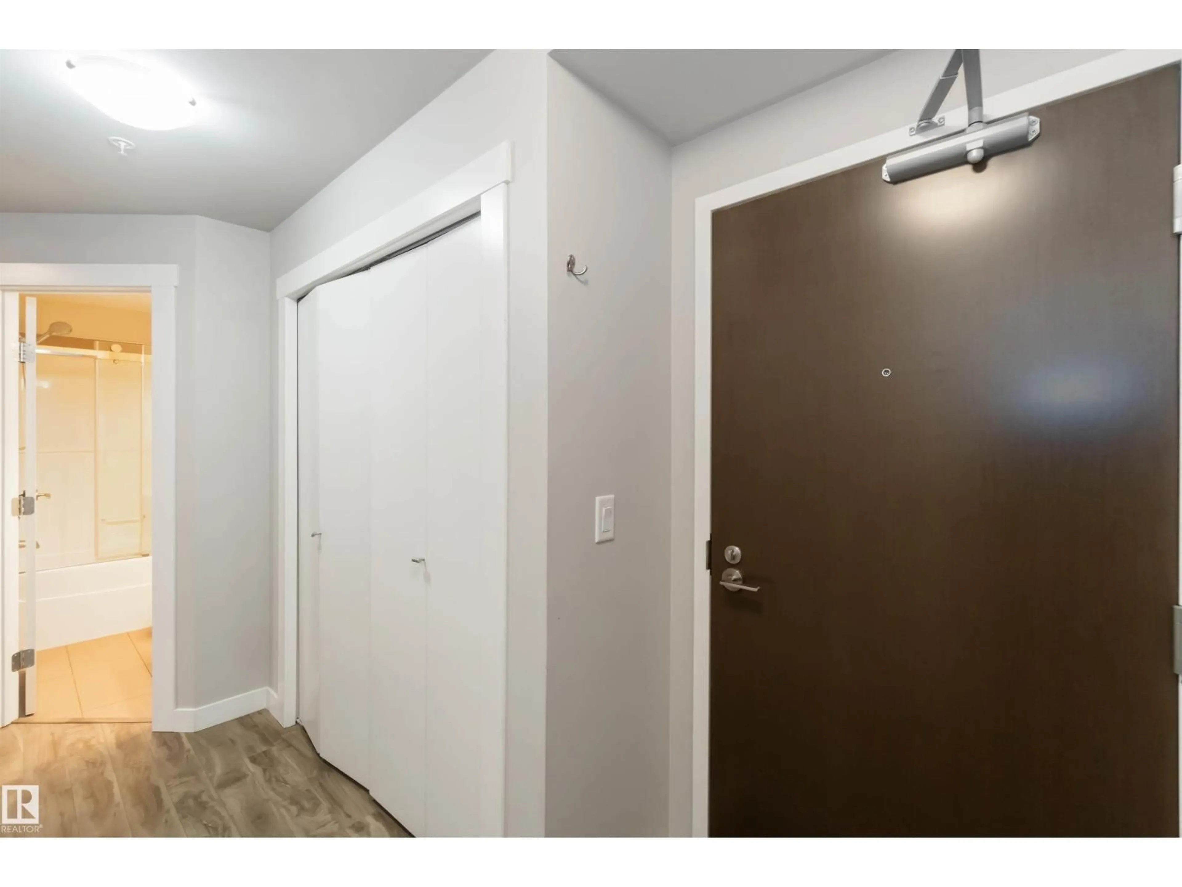 Indoor entryway for #602 - 10226 104 ST NW, Edmonton Alberta T5J1B8