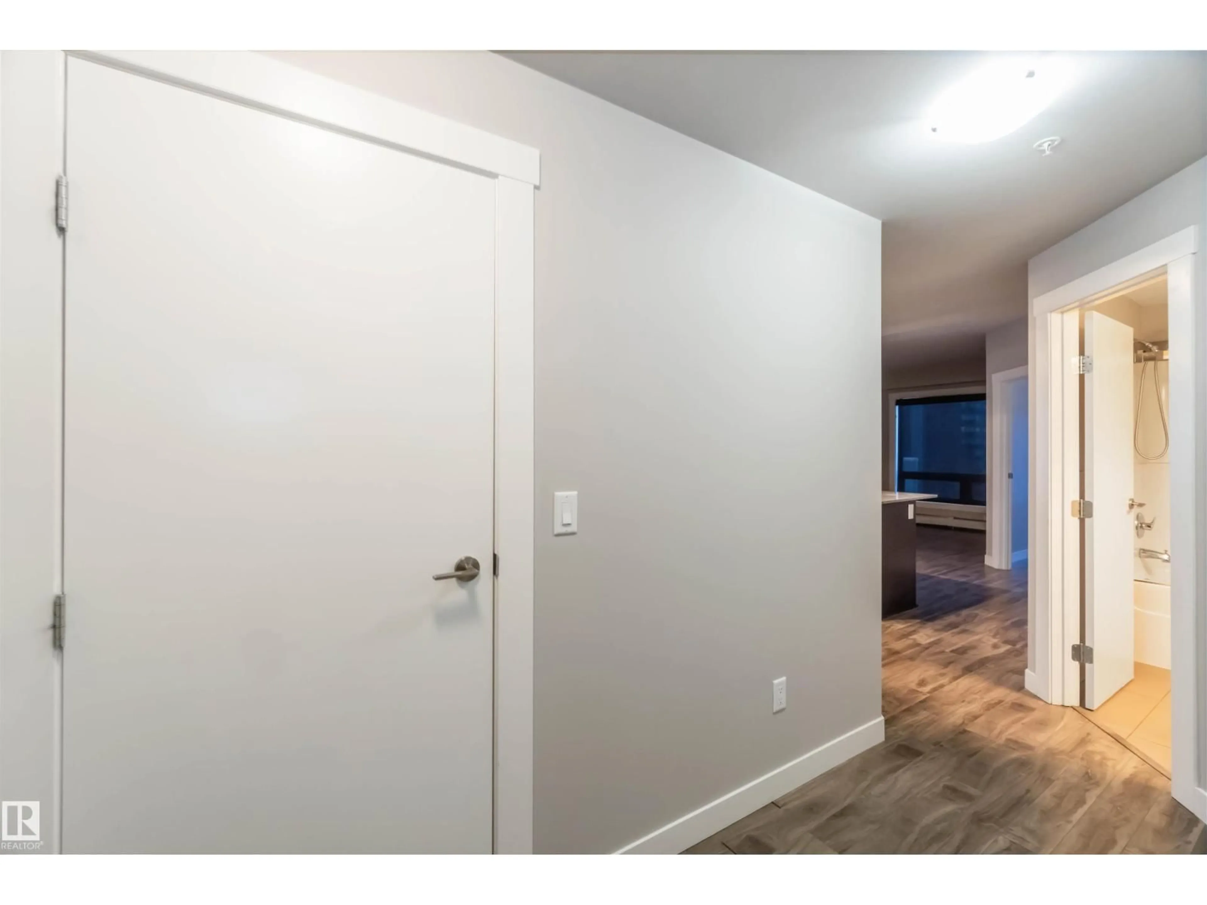 Indoor entryway for #602 - 10226 104 ST NW, Edmonton Alberta T5J1B8