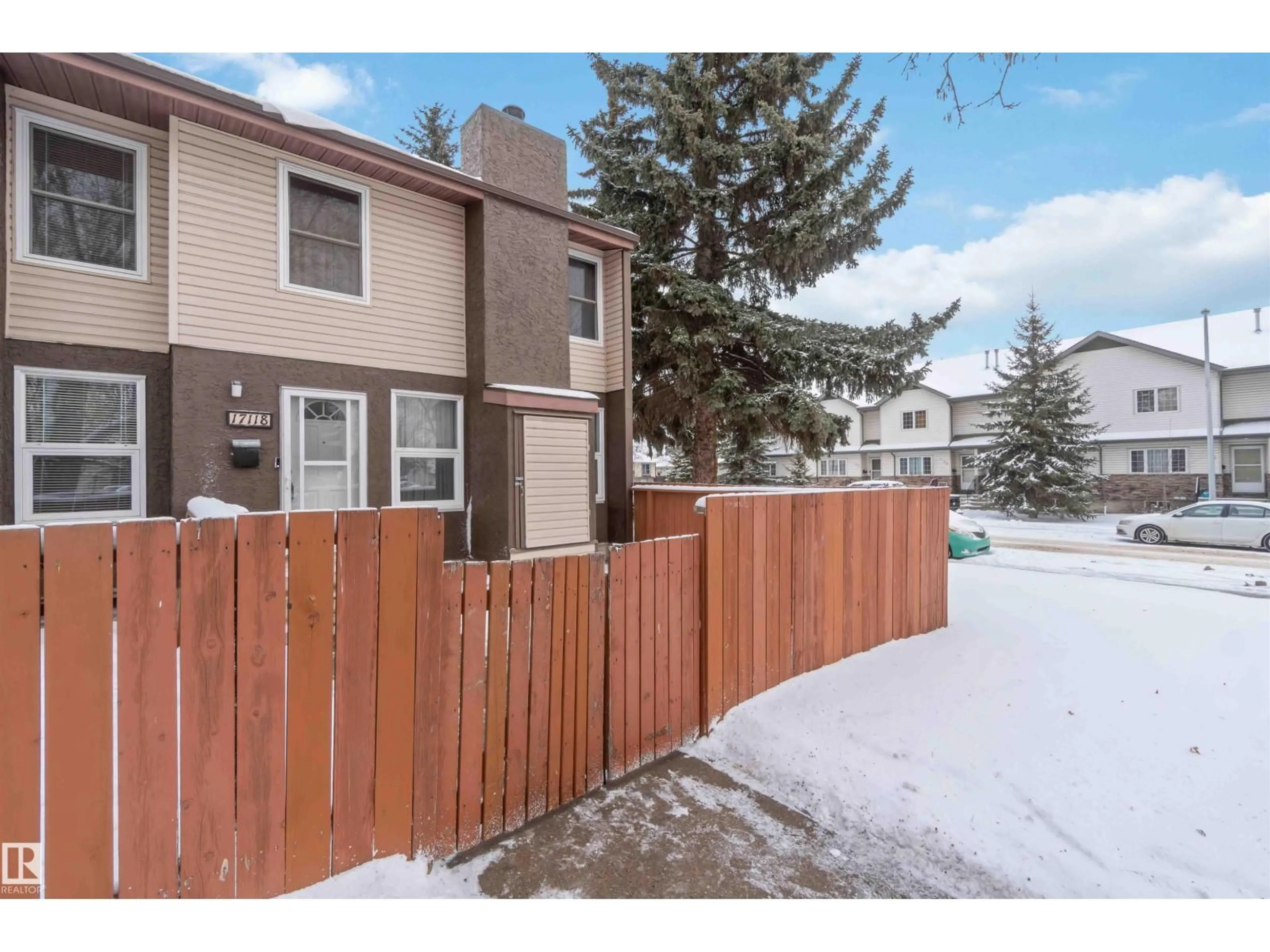 Patio, street for 17118 108 ST, Edmonton Alberta T5X3C6