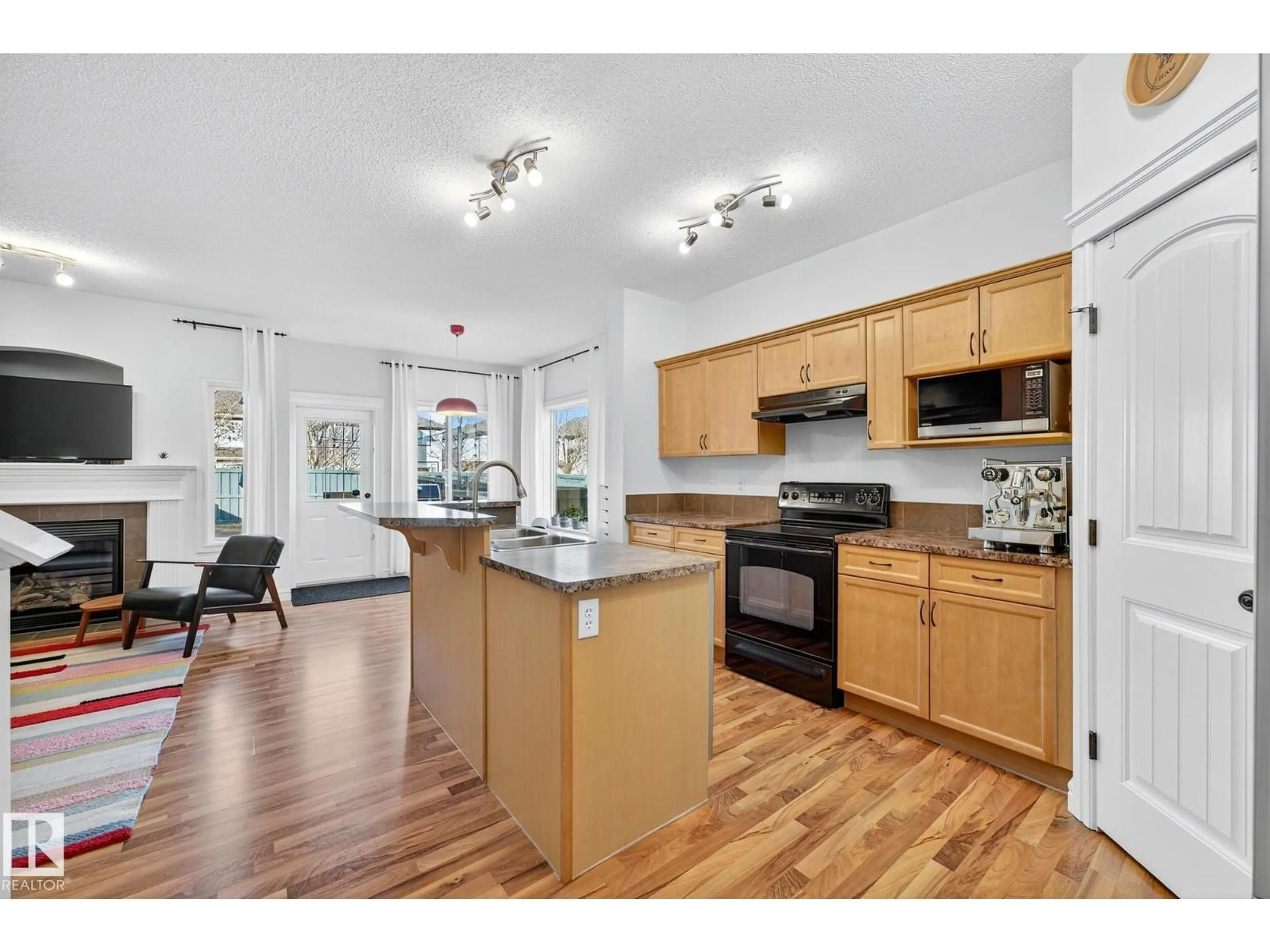 Open concept kitchen, unknown for SW - 1954 119A ST, Edmonton Alberta T6W0E2
