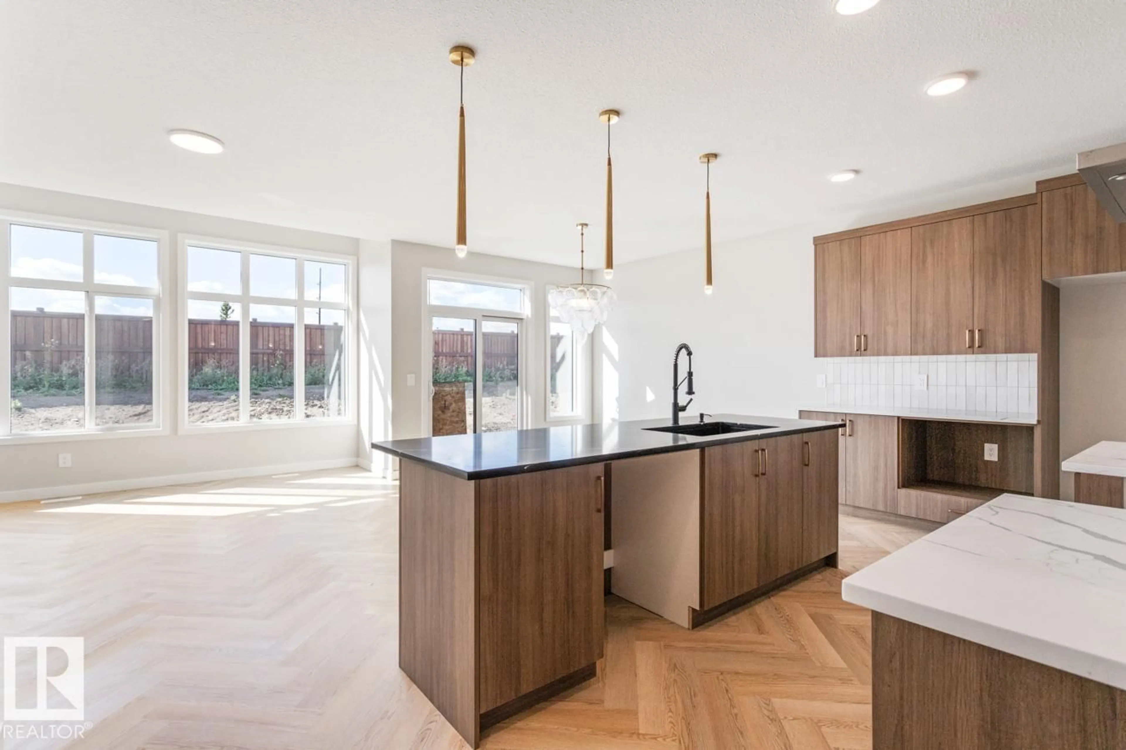 Open concept kitchen, unknown for 34 CUDDIE DR, Sherwood Park Alberta T0B0B0