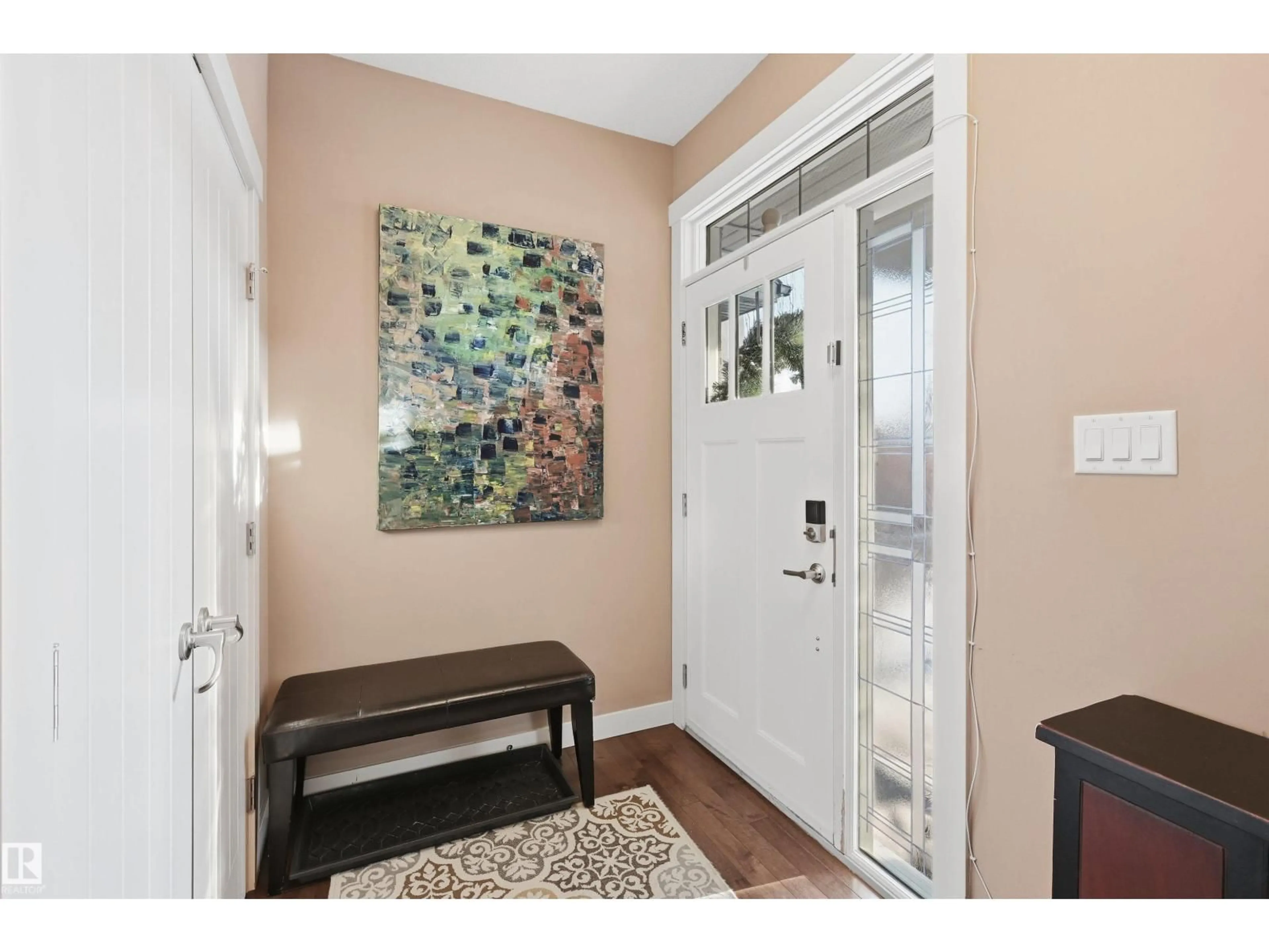 Indoor entryway for 2292 WARRY LO, Edmonton Alberta T6W0N8