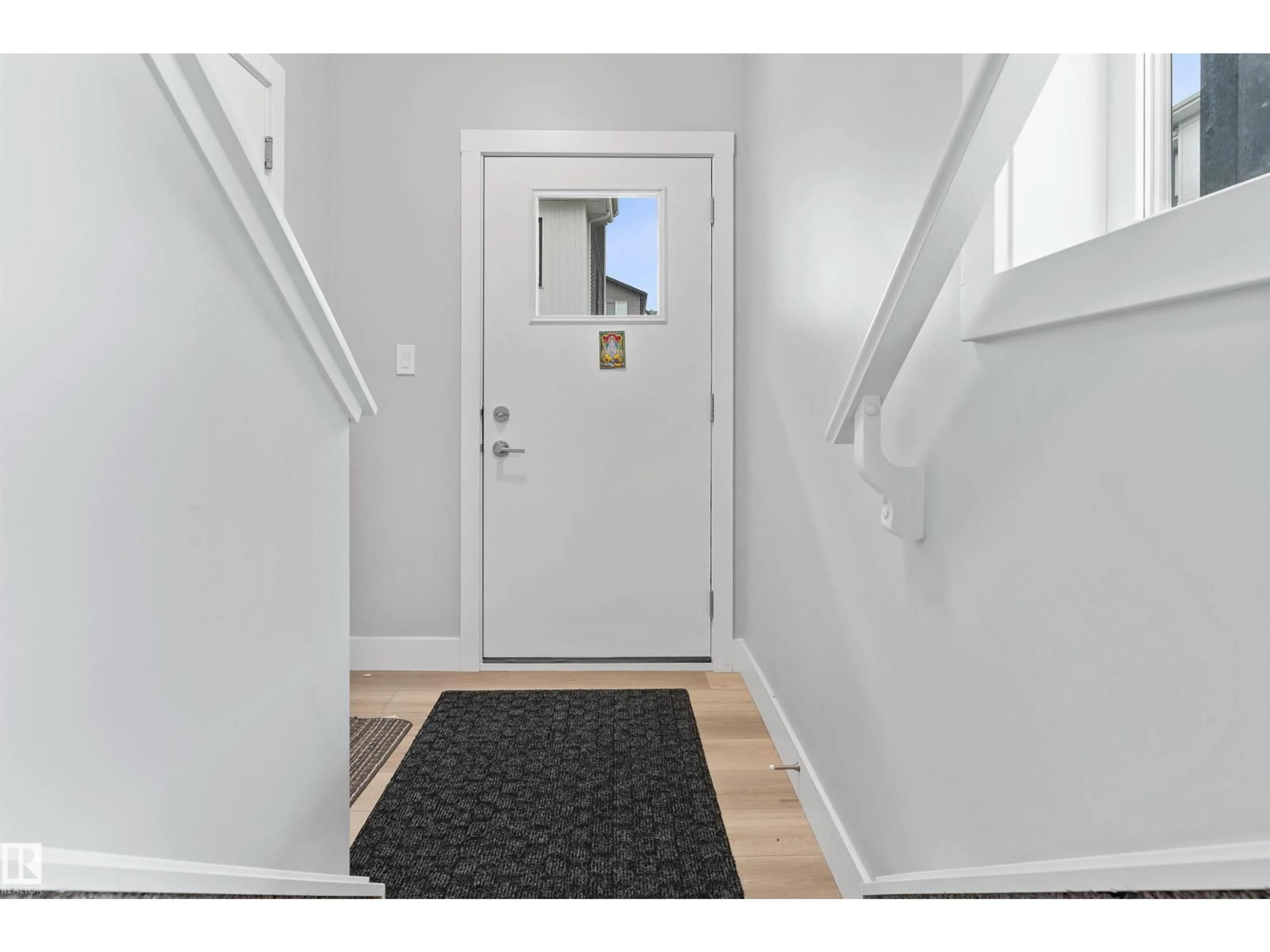 Indoor entryway for #70 - 6905 25 AV, Edmonton Alberta T6X3B7