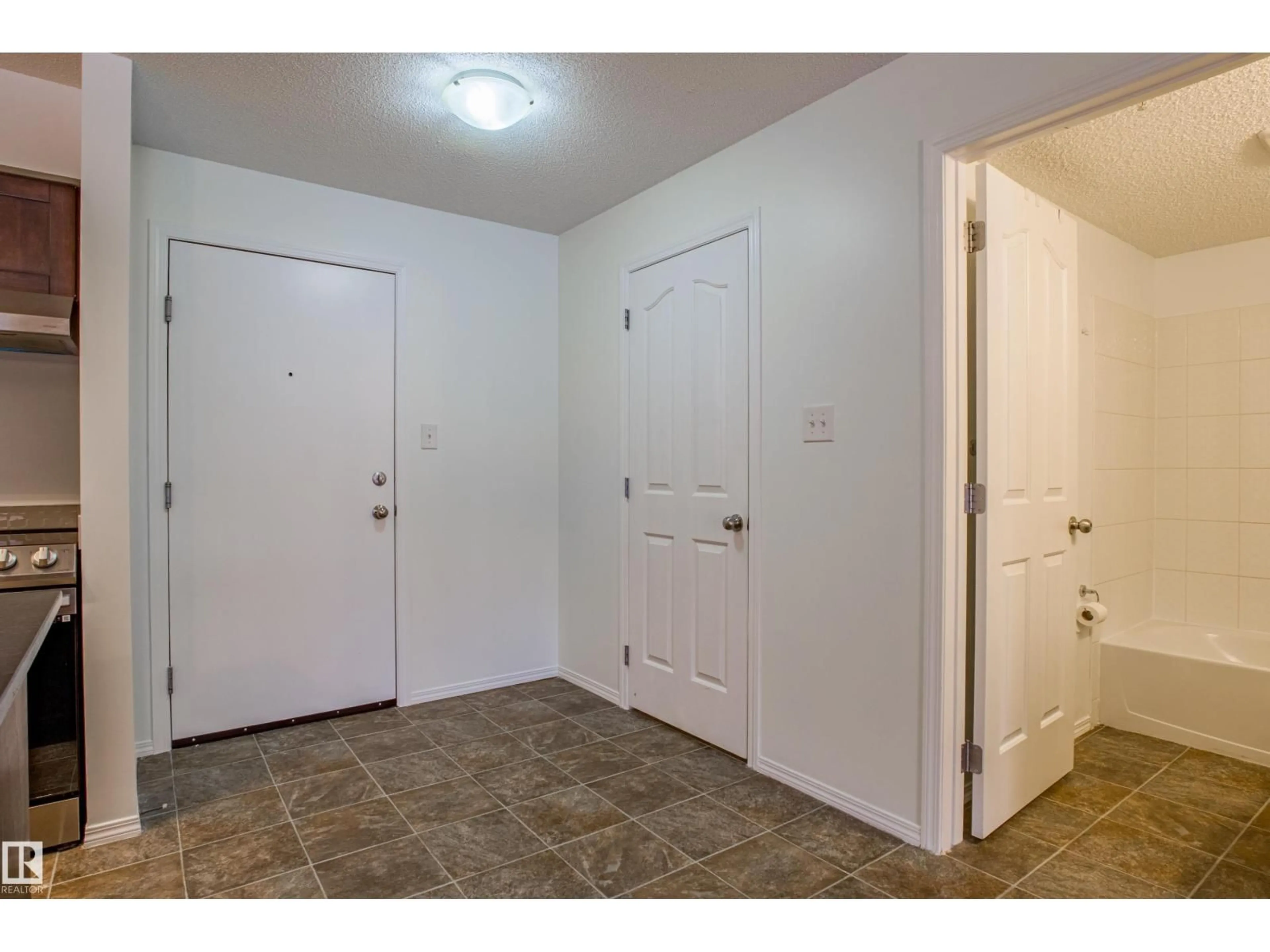Indoor entryway for #222 - 270 MCCONACHIE DR, Edmonton Alberta T5Y3N4