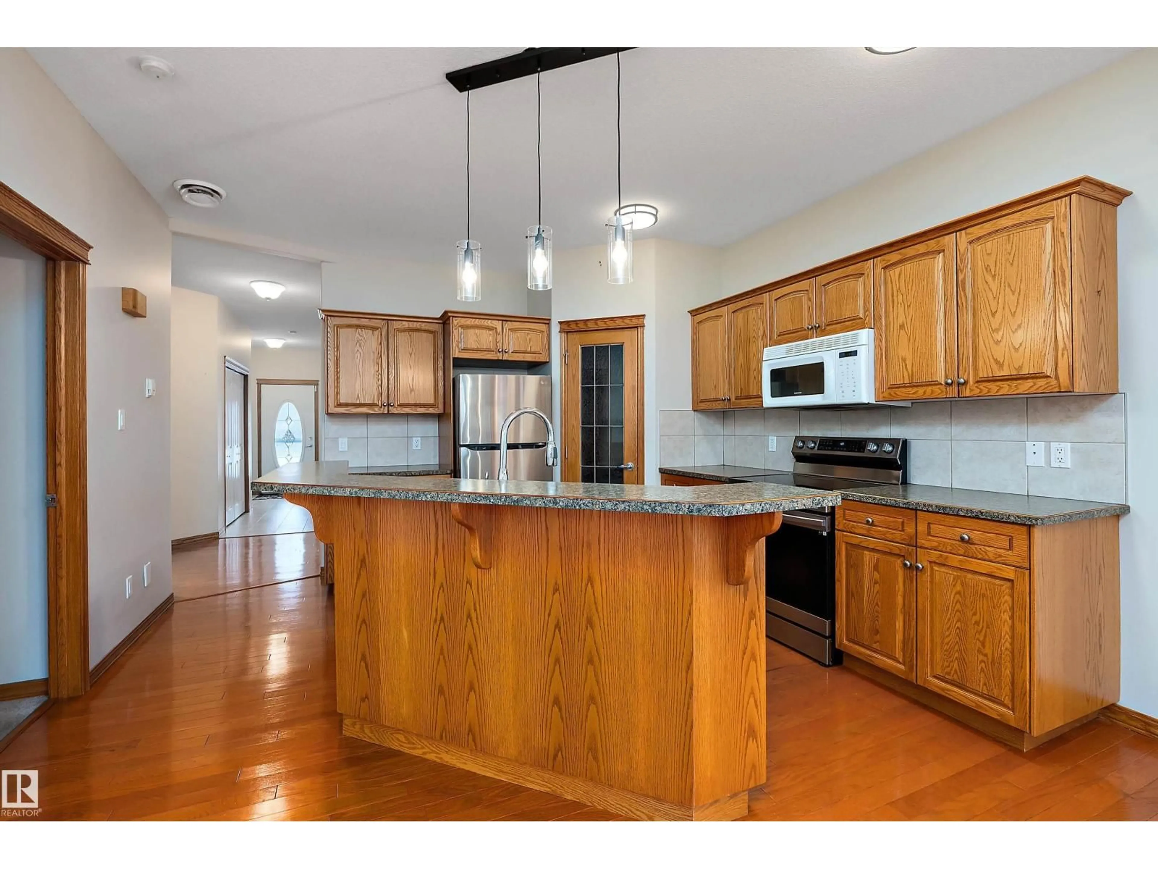 Open concept kitchen, unknown for 4931 48 AV, Onoway Alberta T0E1V0