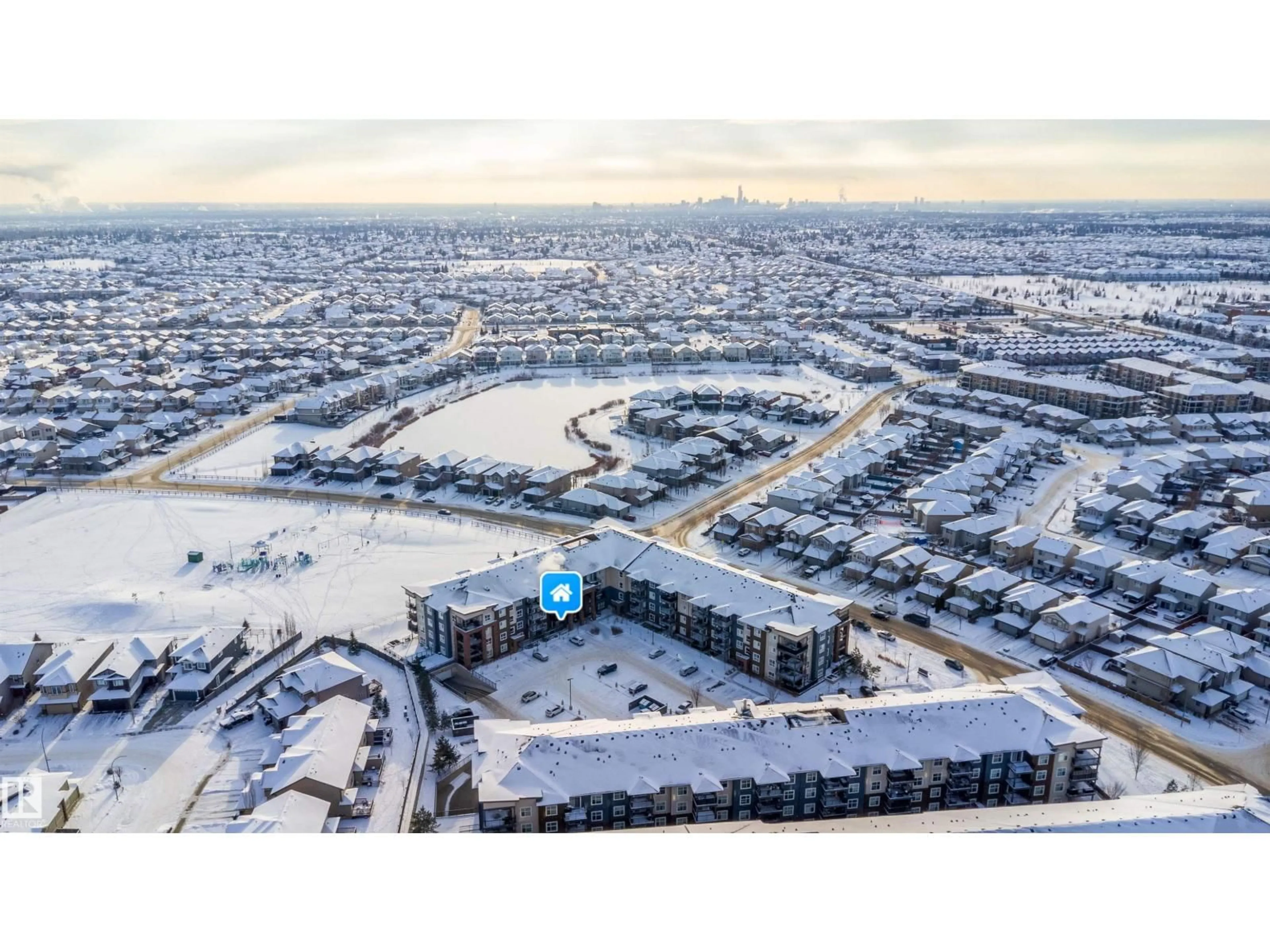 A pic from outside/outdoor area/front of a property/back of a property/a pic from drone, unknown for 5504 - 125 SCHONSEE DR, Edmonton Alberta T5Z0N9