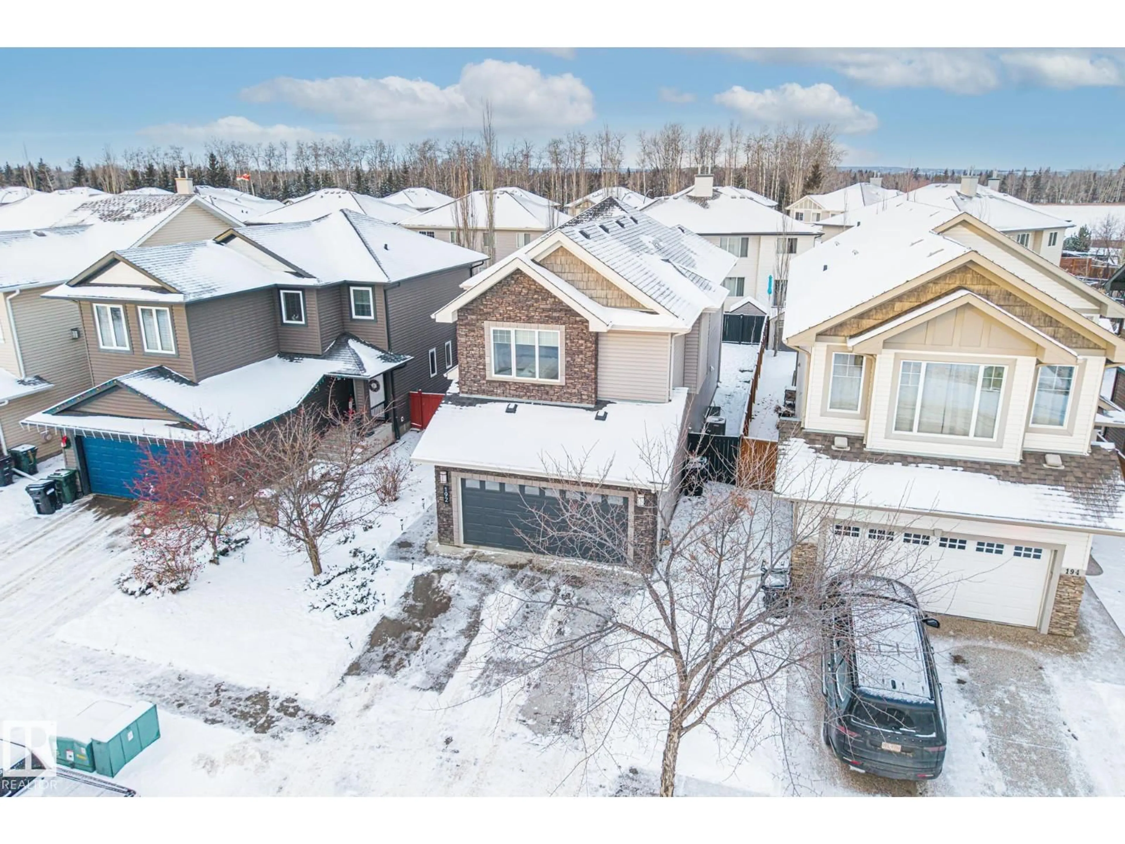 A pic from outside/outdoor area/front of a property/back of a property/a pic from drone, street for 192 HARVEST RIDGE DR, Spruce Grove Alberta T7X0K5