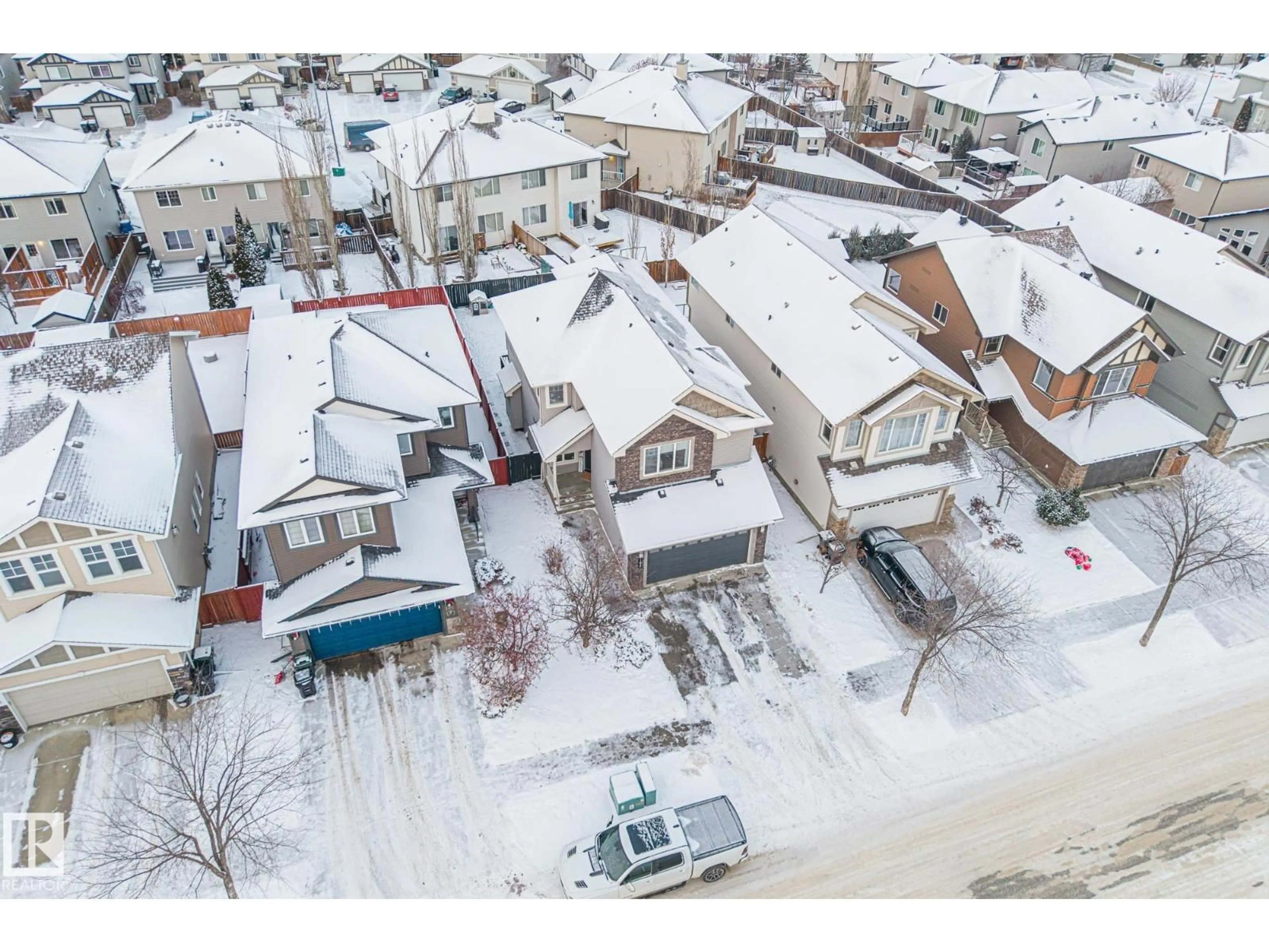 A pic from outside/outdoor area/front of a property/back of a property/a pic from drone, street for 192 HARVEST RIDGE DR, Spruce Grove Alberta T7X0K5
