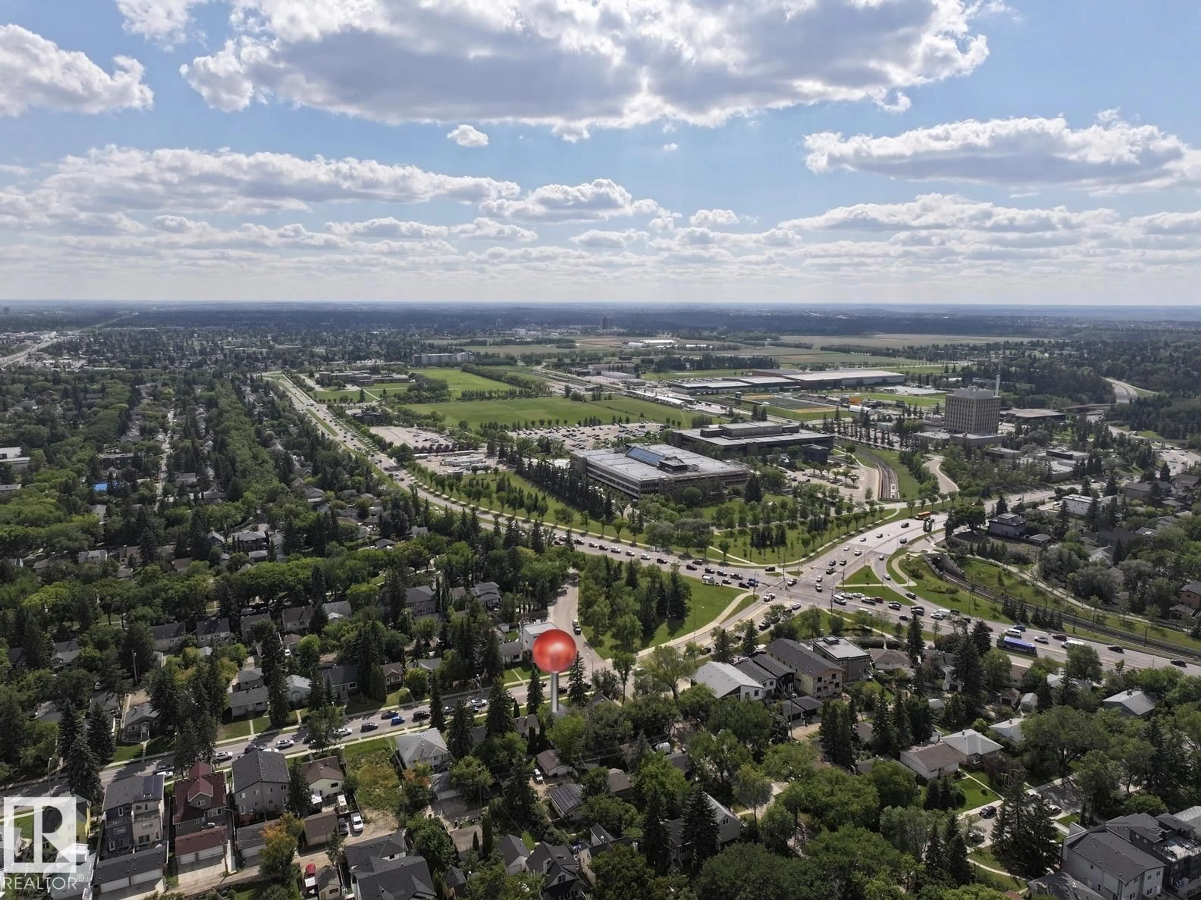A pic from outside/outdoor area/front of a property/back of a property/a pic from drone, street for 11250 72 AV, Edmonton Alberta T6G0B5