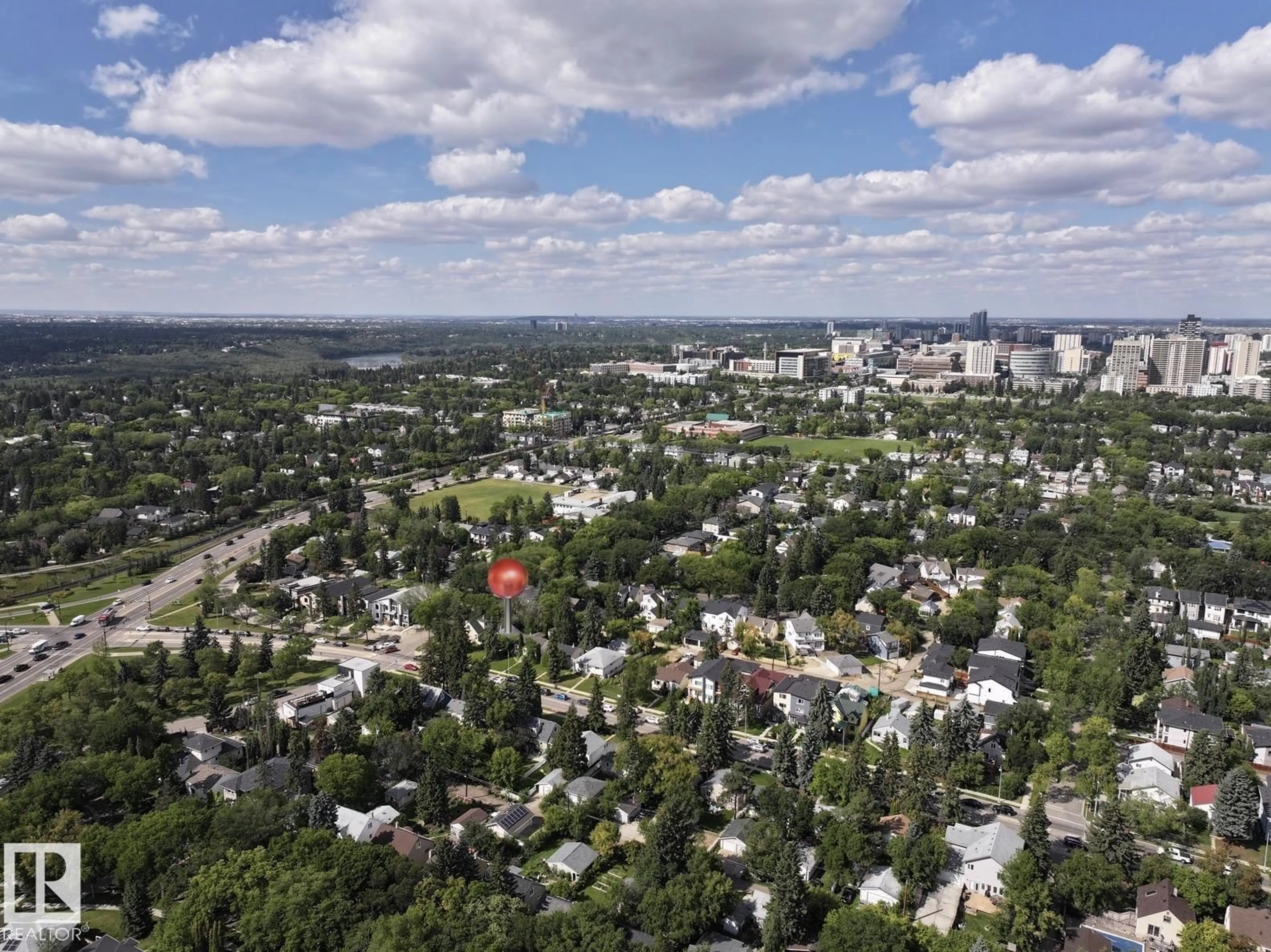 A pic from outside/outdoor area/front of a property/back of a property/a pic from drone, city buildings view from balcony for 11250 72 AV, Edmonton Alberta T6G0B5