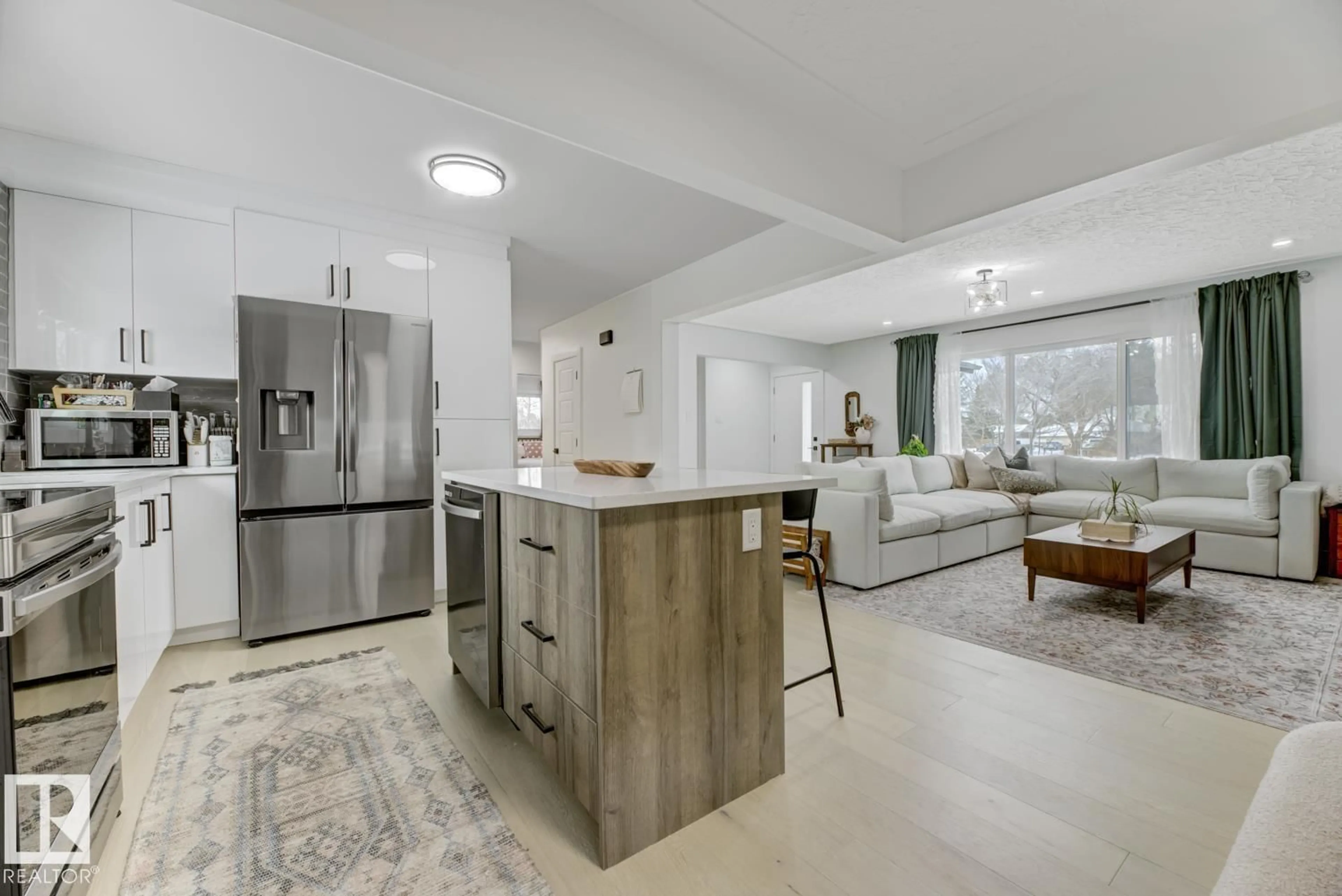 Open concept kitchen, unknown for NW - 6823 98 AV, Edmonton Alberta T6A0A6