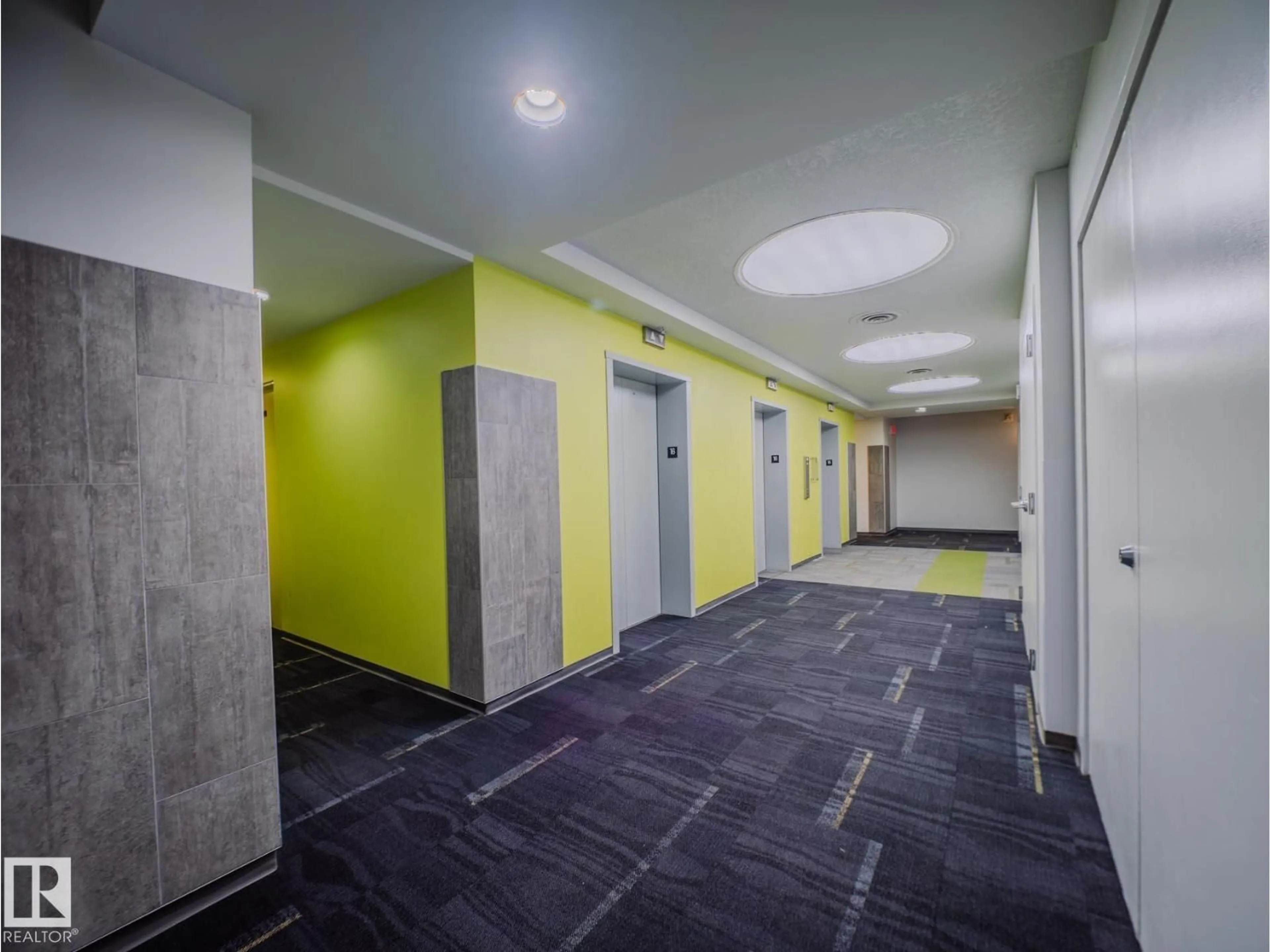 Indoor foyer for 10024 - 1603 JASPER AV, Edmonton Alberta T5J1R9