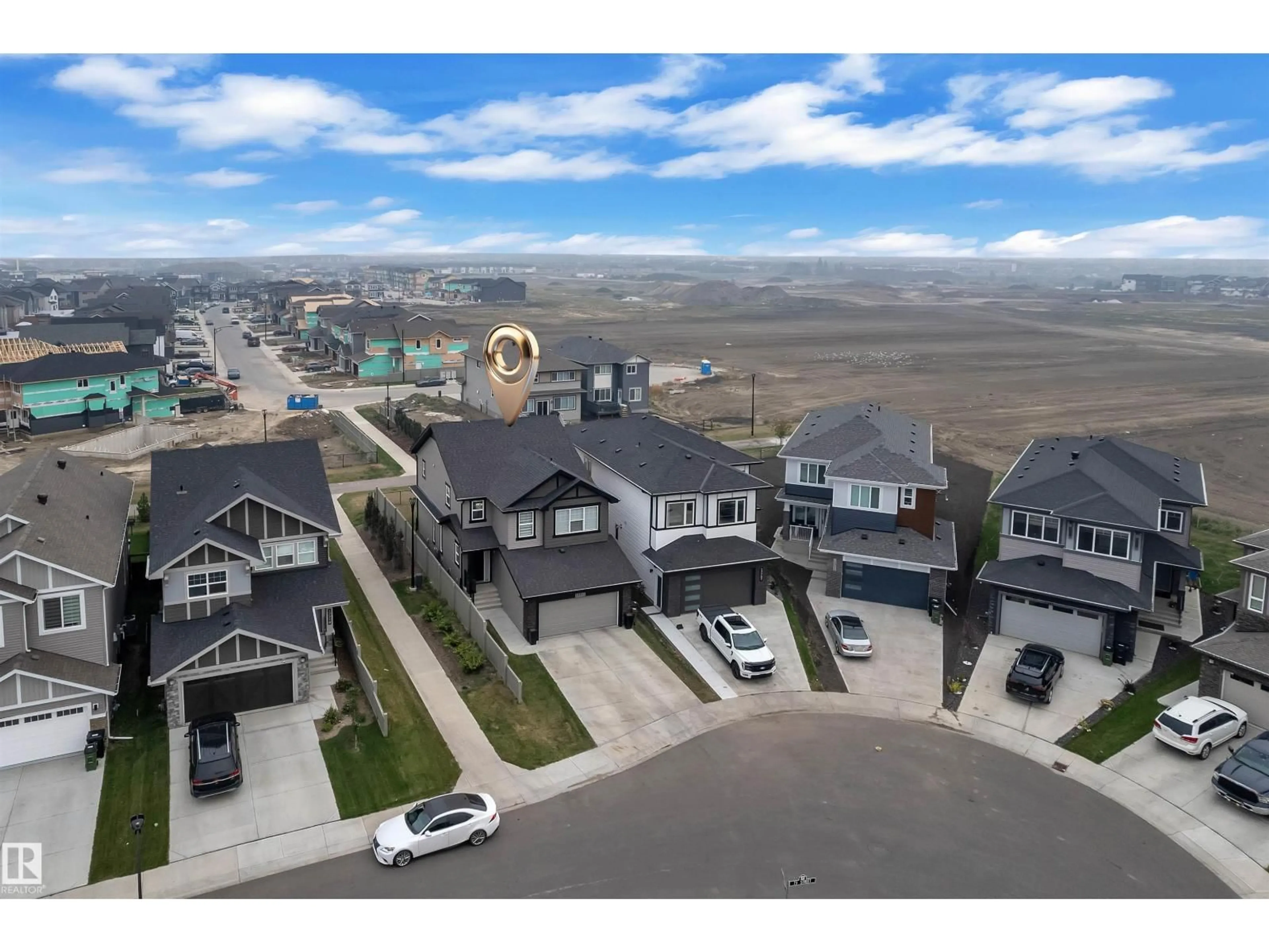 A pic from outside/outdoor area/front of a property/back of a property/a pic from drone, mountain view for NW - 17711 73 ST, Edmonton Alberta T5Z0V9