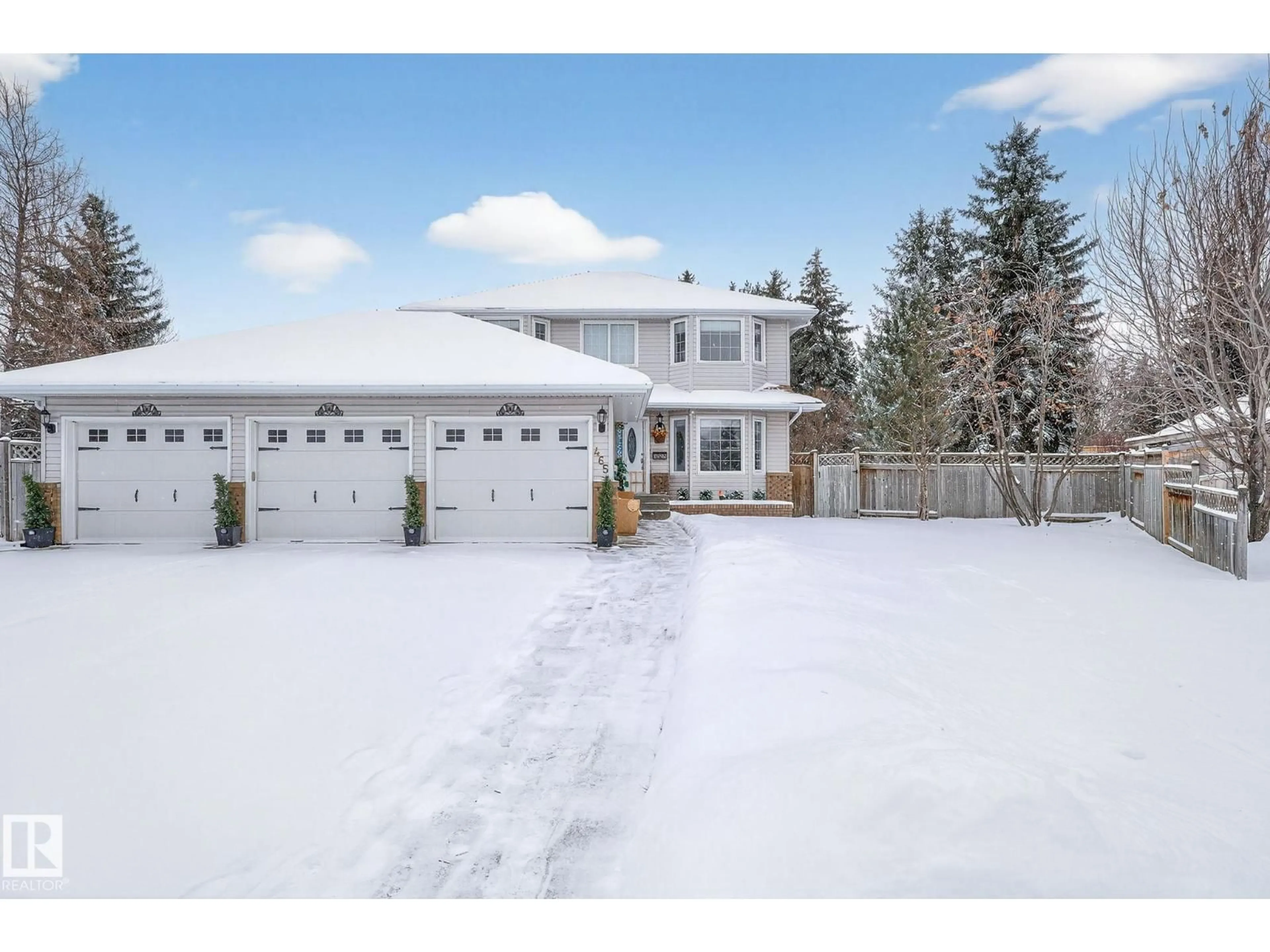 A pic from outside/outdoor area/front of a property/back of a property/a pic from drone, street for 465 RIVERPARK, Fort Saskatchewan Alberta T8L3X3