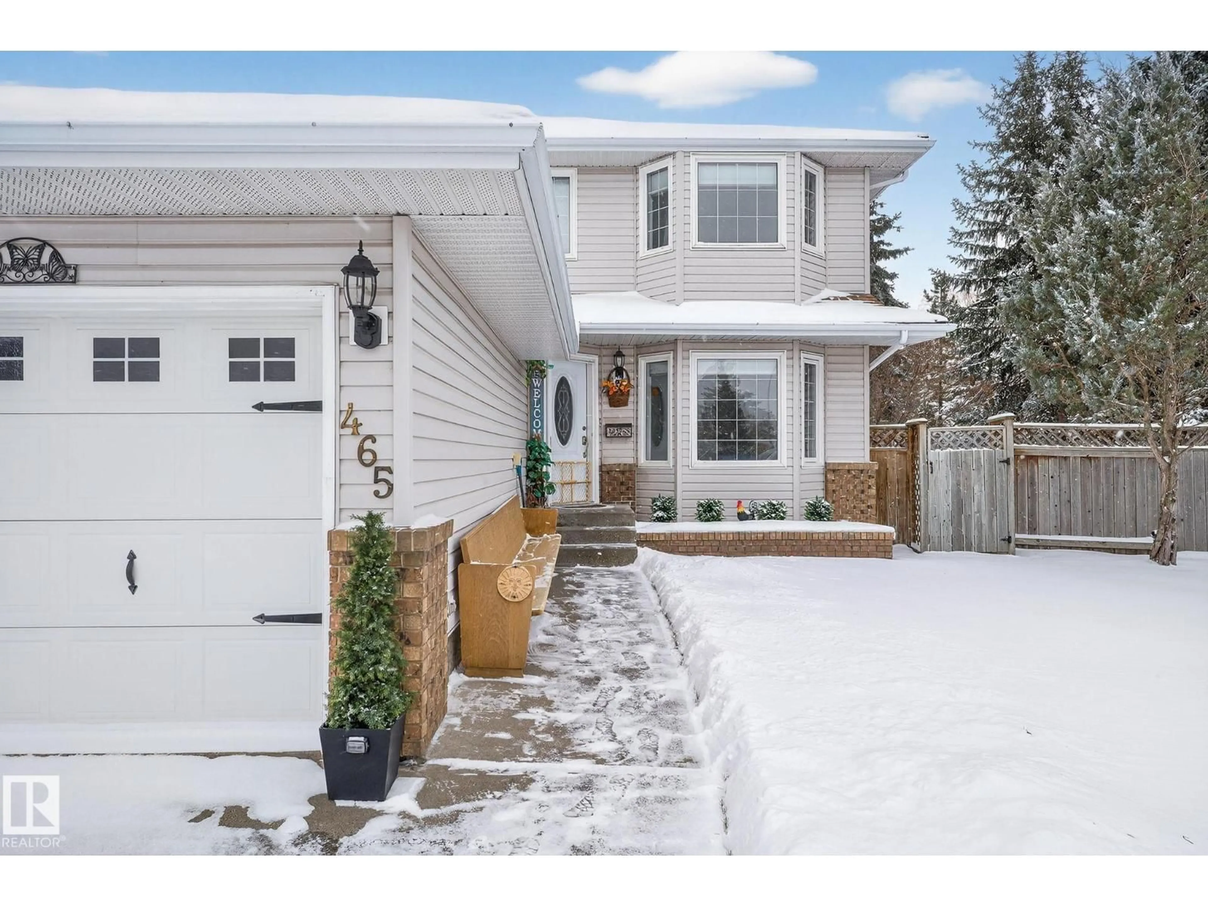 Home with vinyl exterior material, street for 465 RIVERPARK, Fort Saskatchewan Alberta T8L3X3