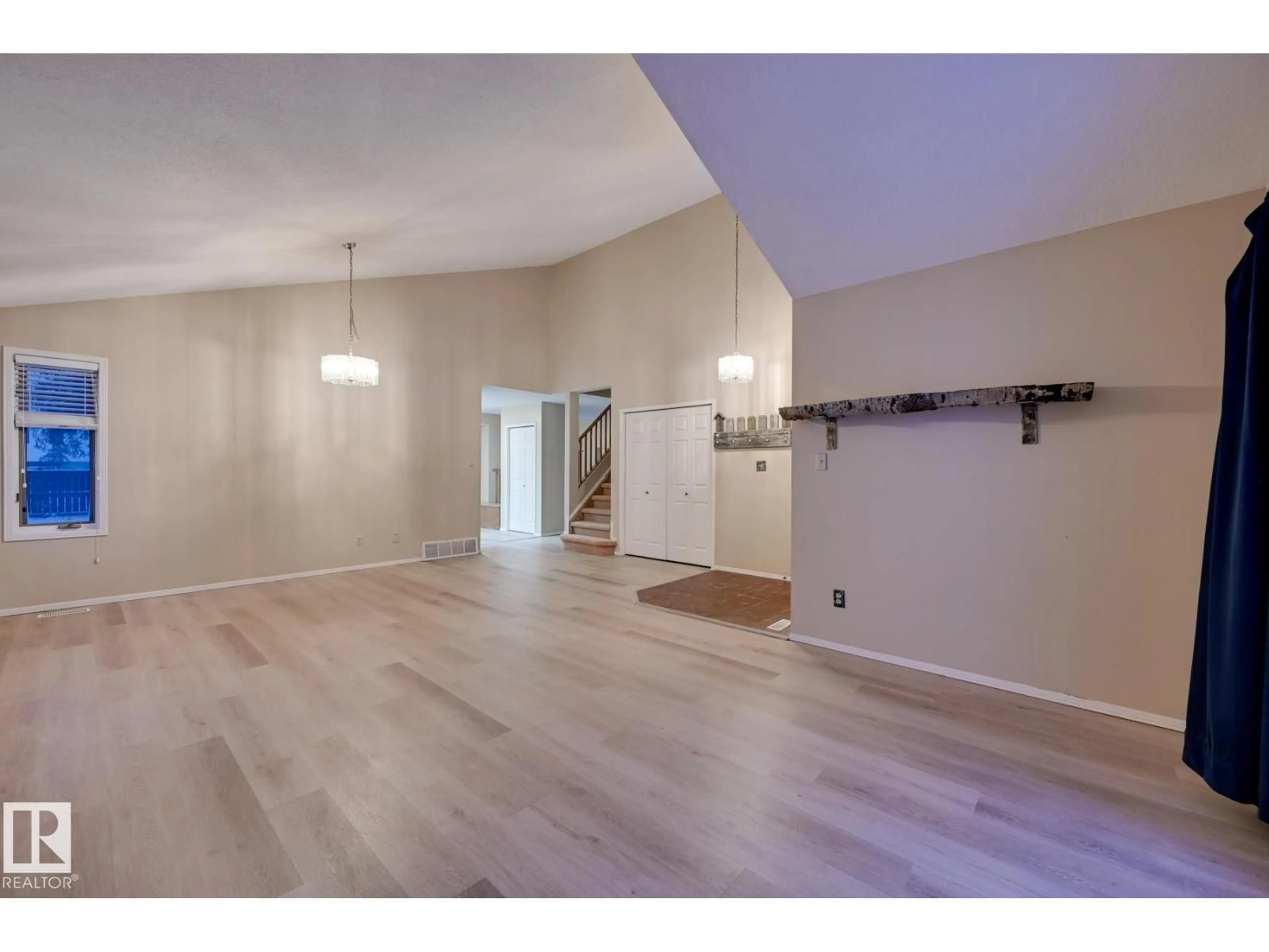 Unknown for 59 HIGHWOOD BV, Devon Alberta T9G1W3