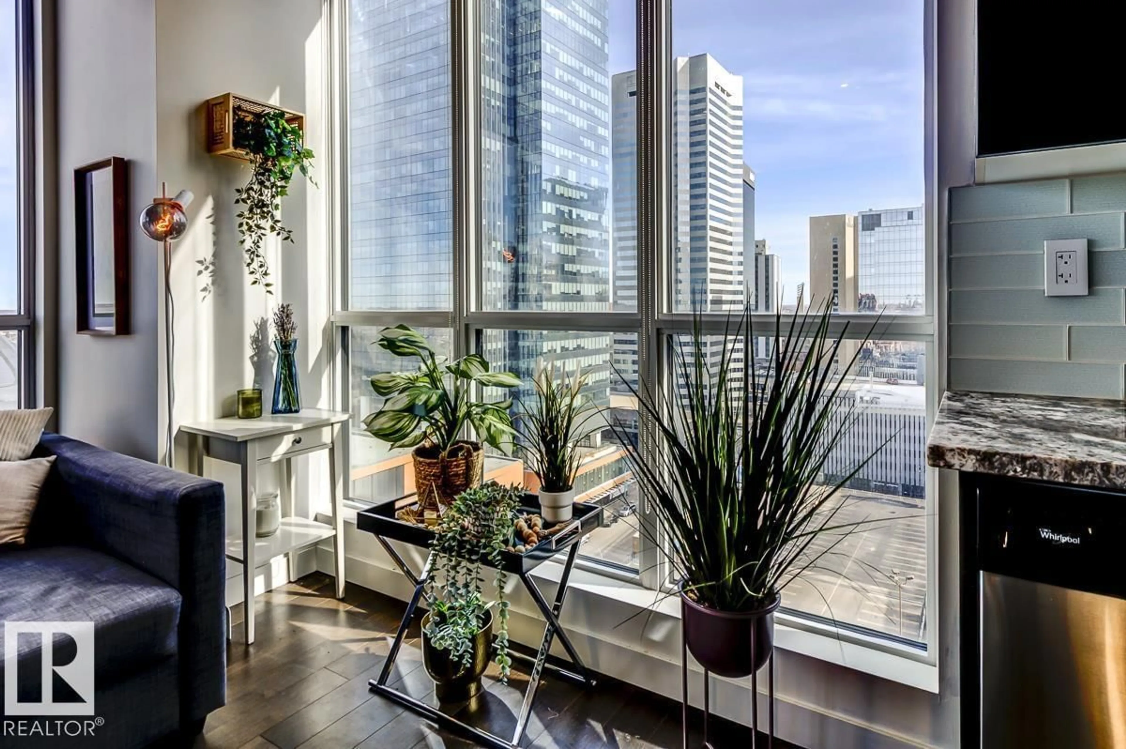 Unknown for 10238 - 1403 103 ST, Edmonton Alberta T5J0G6