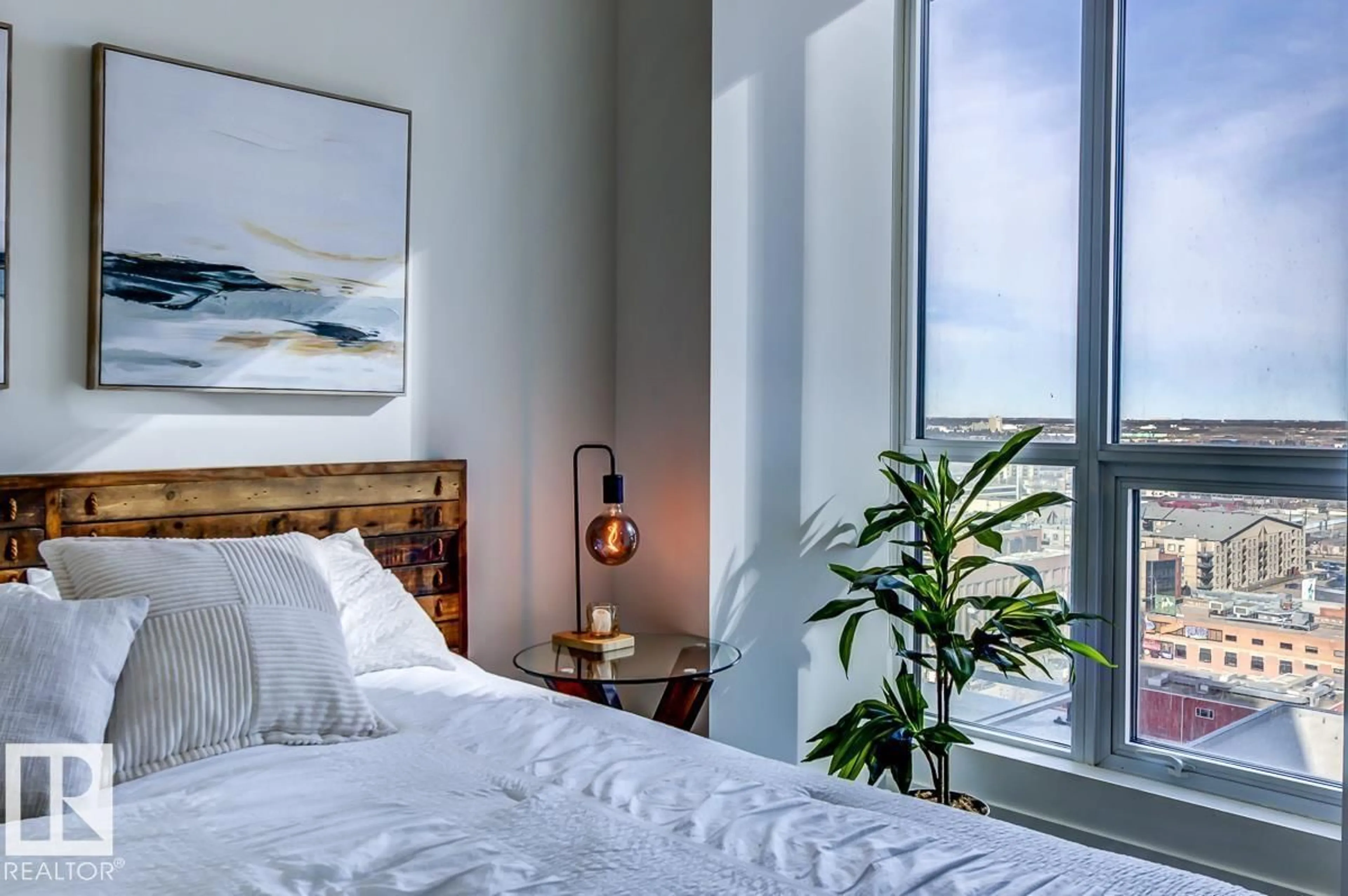 Bedroom with bed, unknown for 10238 - 1403 103 ST, Edmonton Alberta T5J0G6