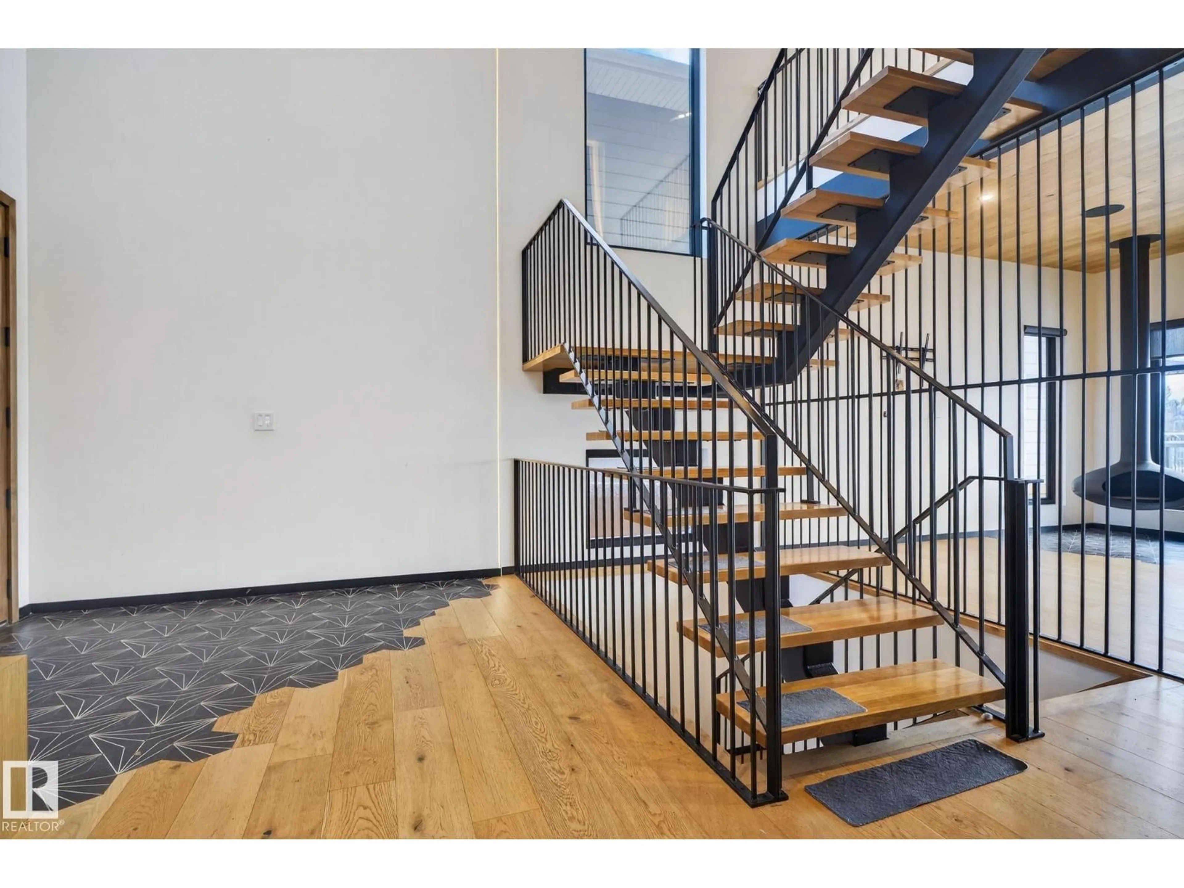 Stairs for 104 EDGEWATER CI, Leduc Alberta T9E1K5