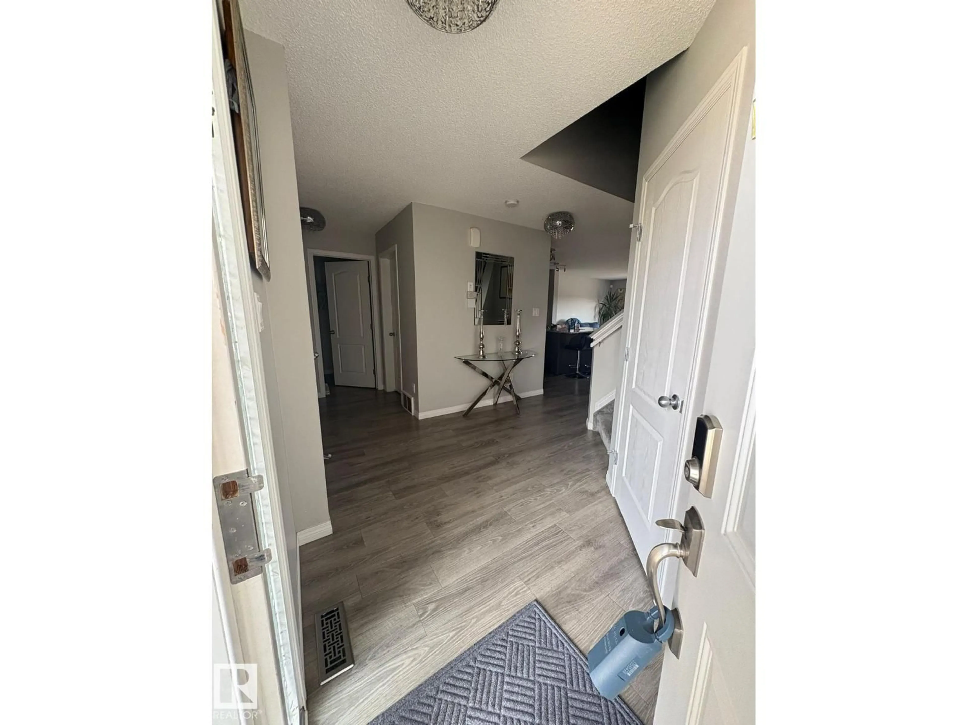 Indoor entryway for NW - 17023 38 ST, Edmonton Alberta T5Y3S1