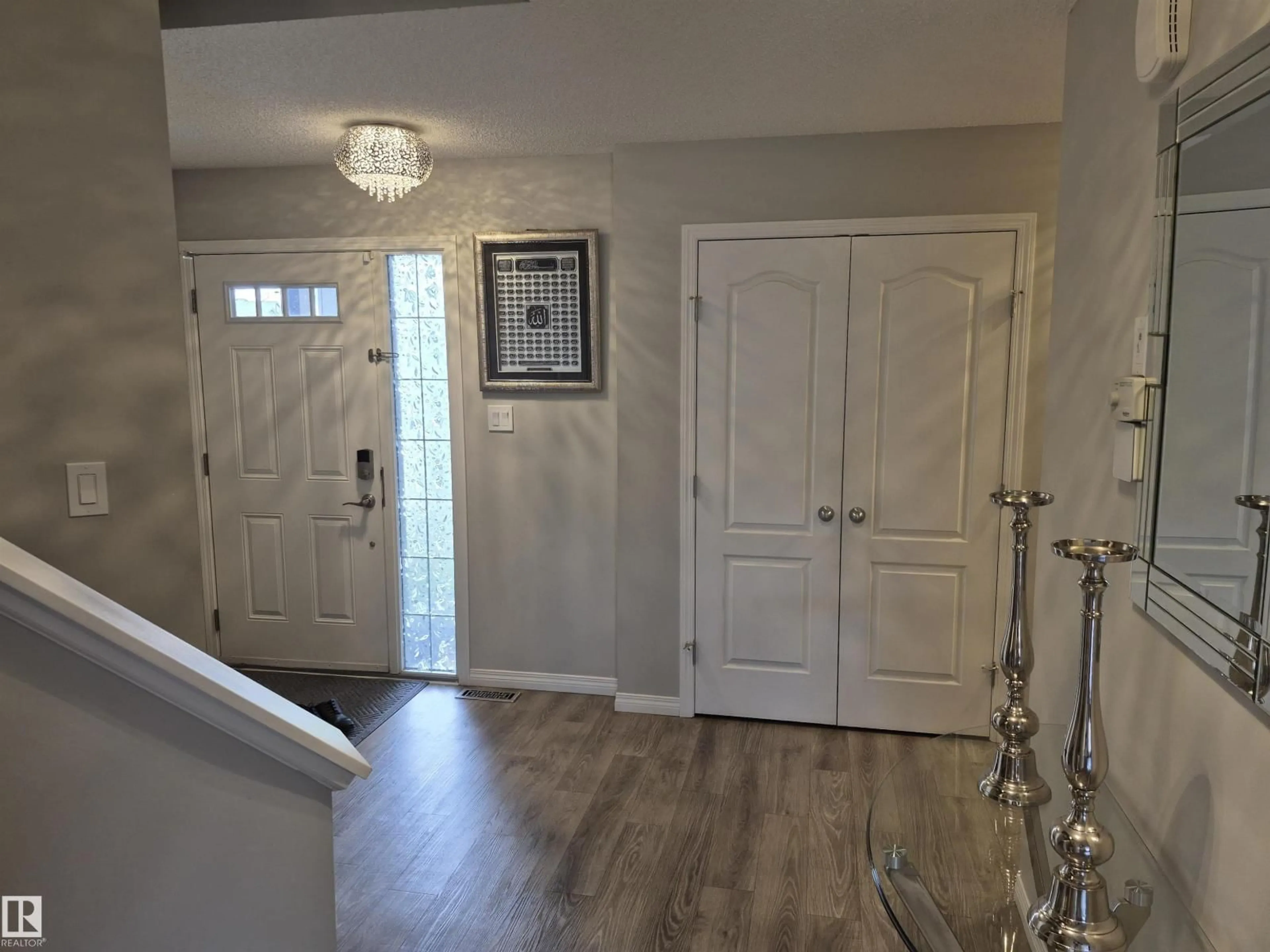 Indoor entryway for NW - 17023 38 ST, Edmonton Alberta T5Y3S1