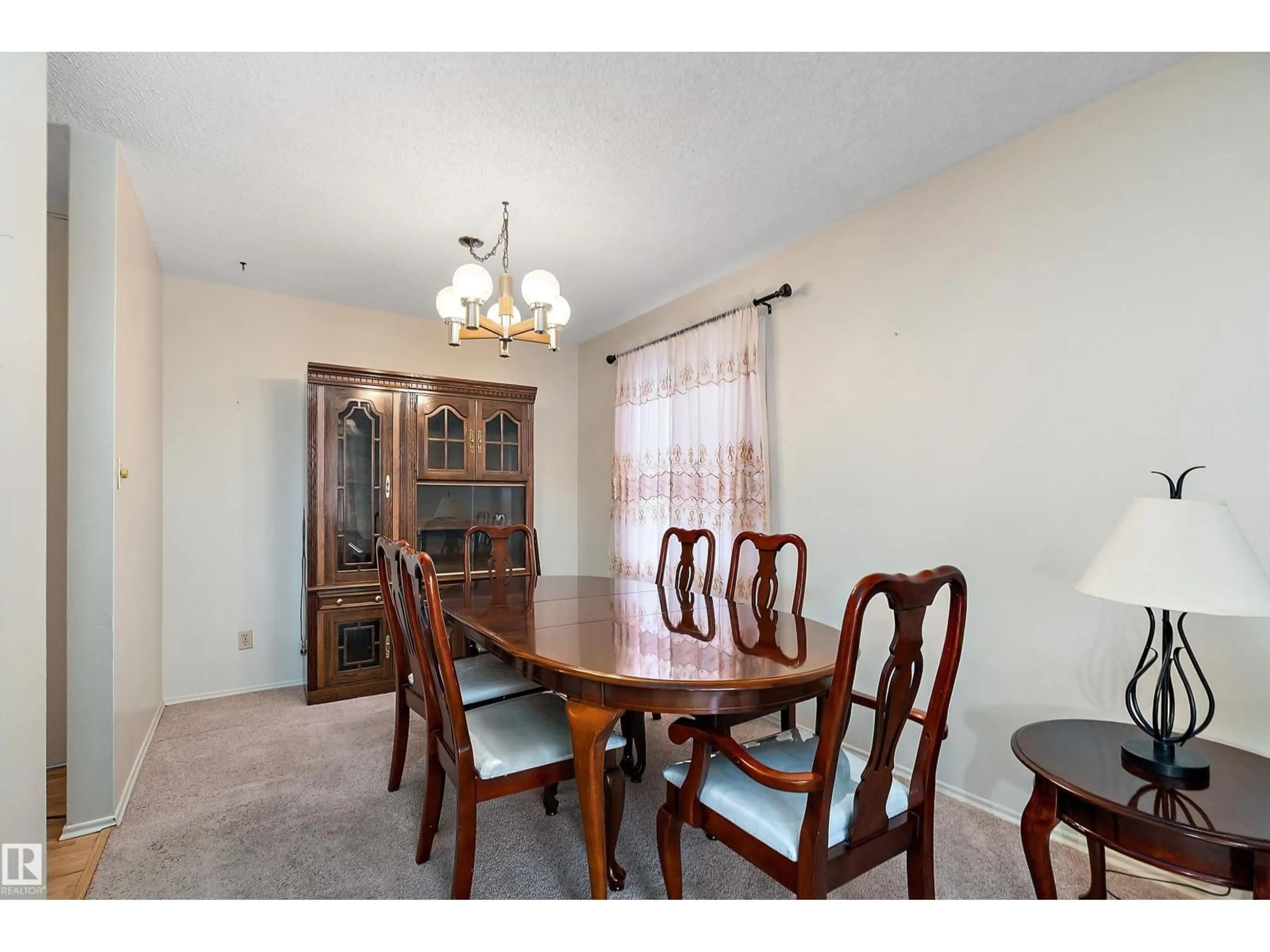 Dining room, wood/laminate floor for 5625 55A ST, Wetaskiwin Alberta T9A2A8