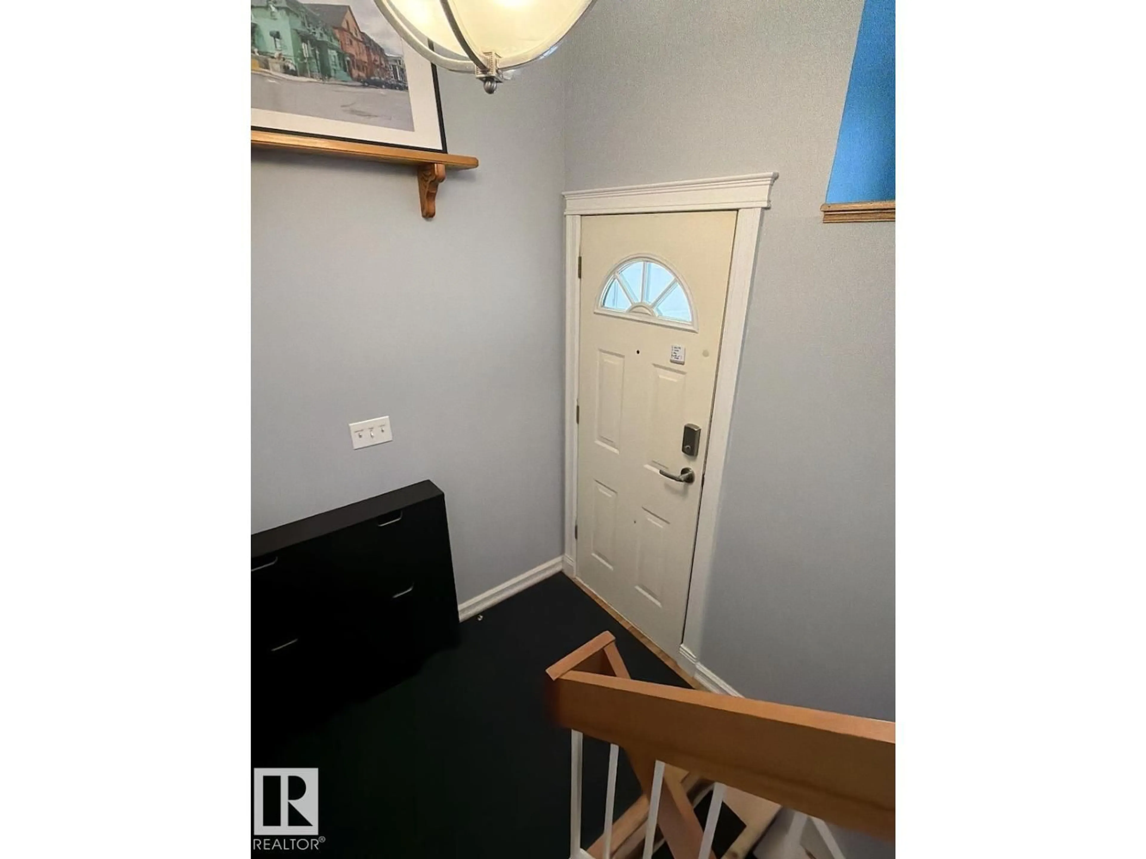 Indoor entryway for NW - 1307 36 ST, Edmonton Alberta T6L3G6