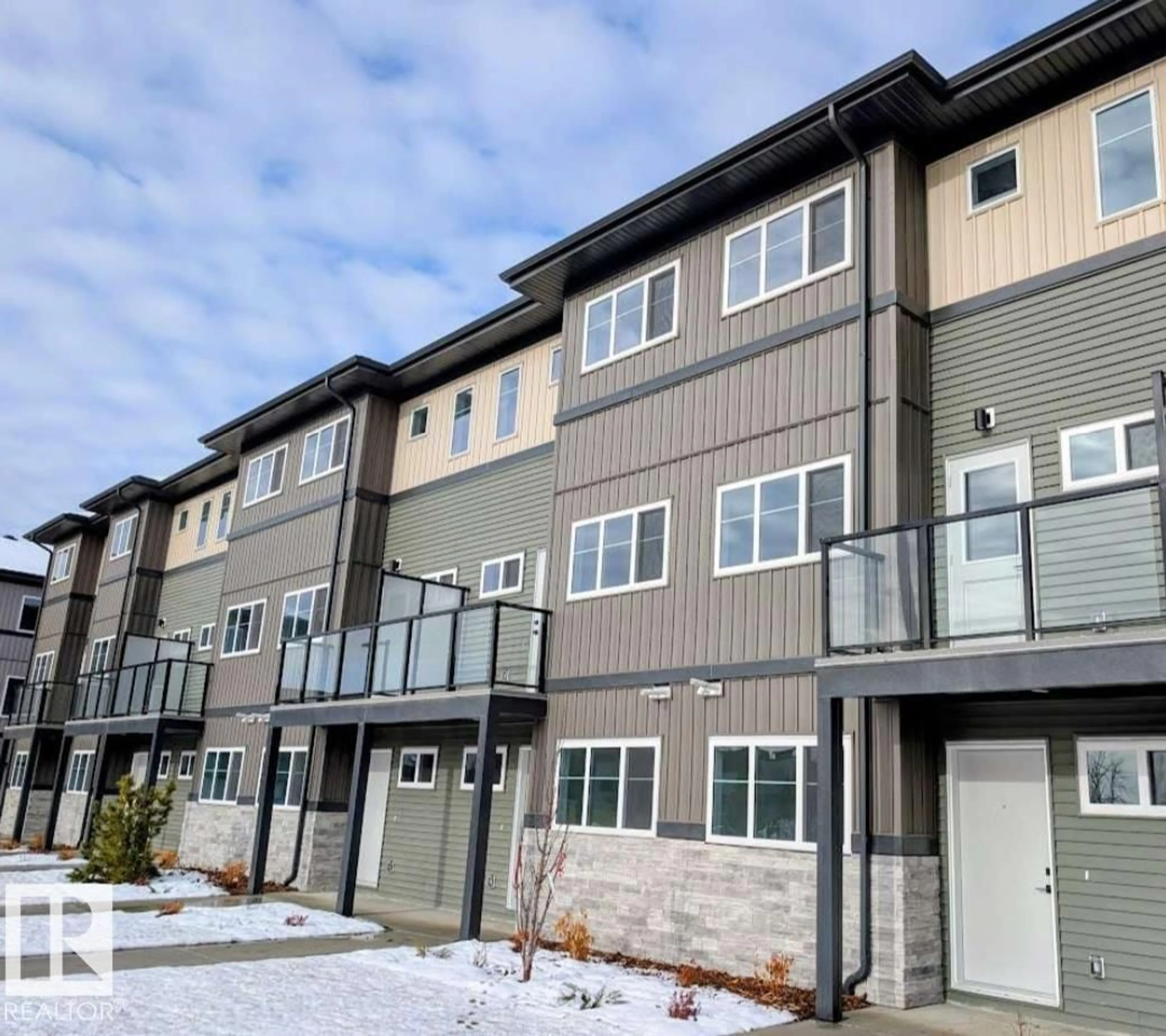 Unknown for 18120 - 27 28 27 AV, Edmonton Alberta T6W4V2