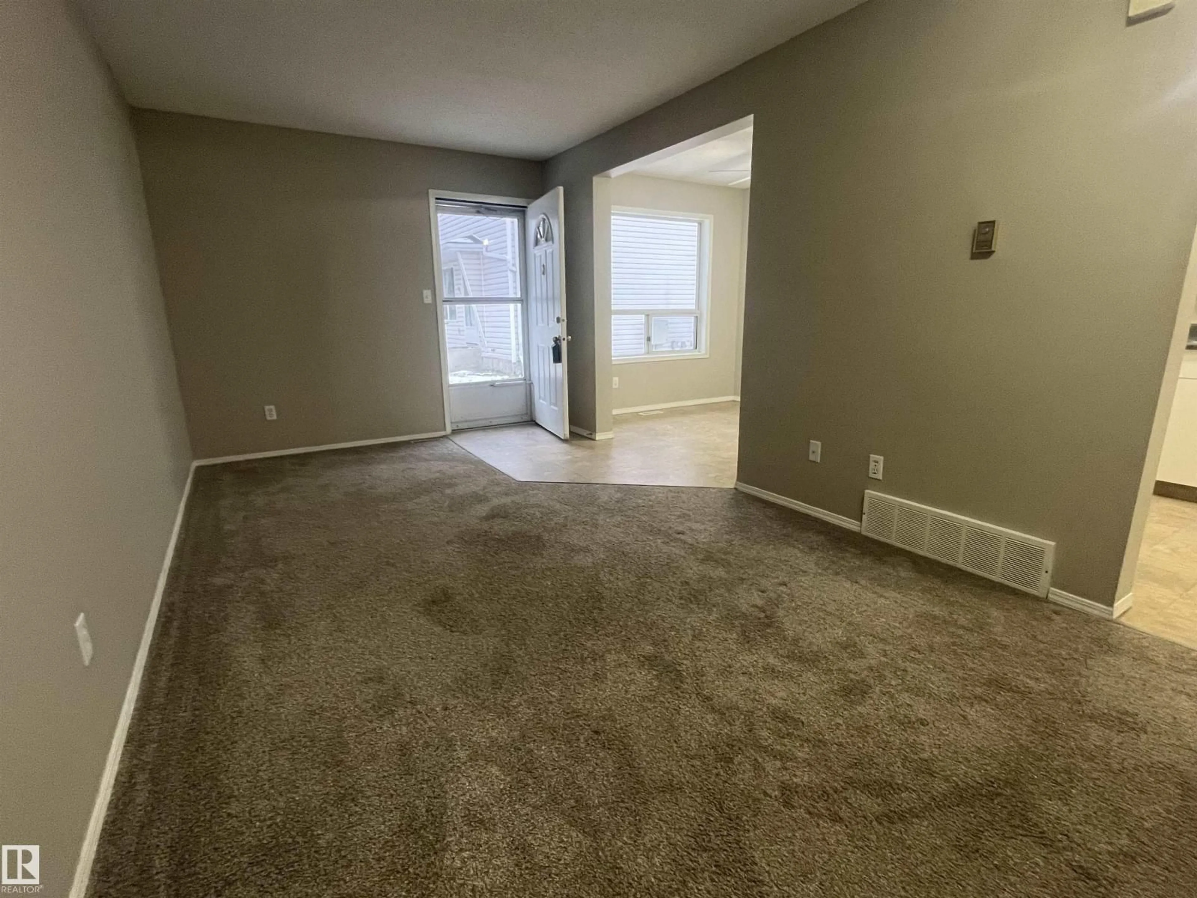 A pic of a room for 17 IMPERIAL CR, Devon Alberta T9G1K3