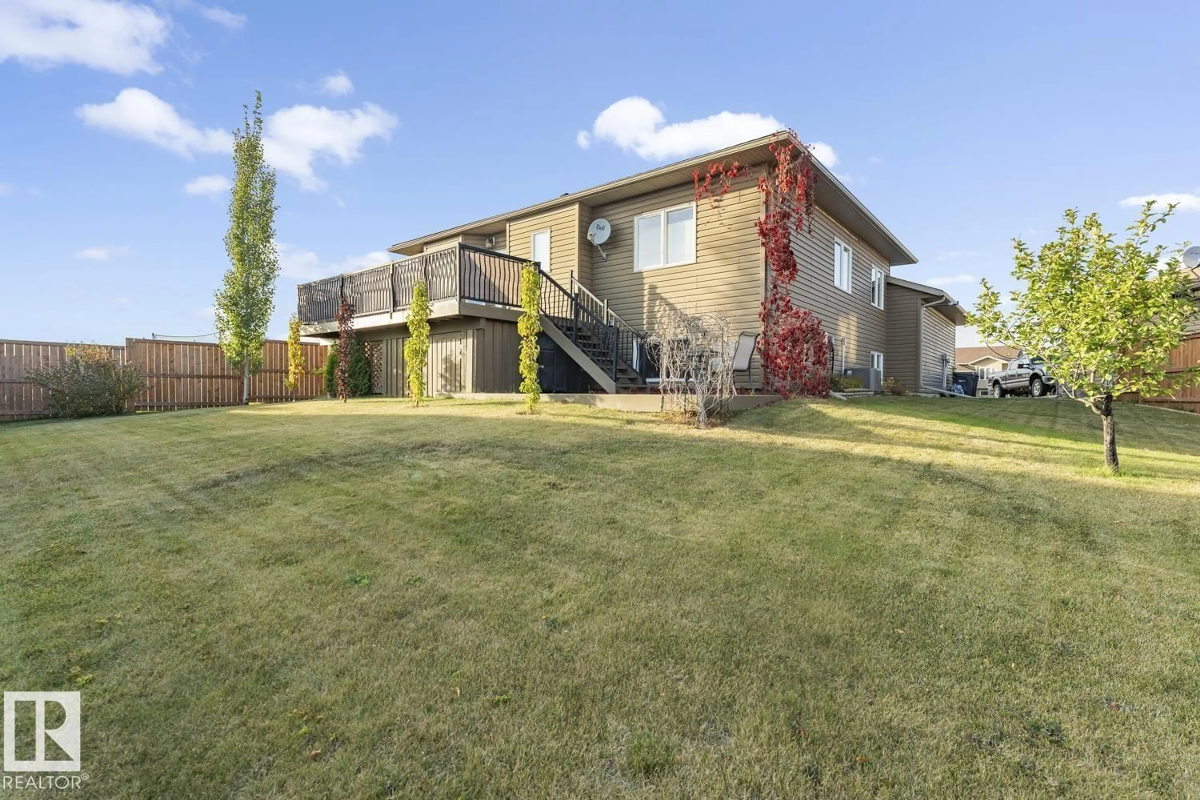 A pic from outside/outdoor area/front of a property/back of a property/a pic from drone, unknown for 3 SWEETGRASS PL, Cold Lake Alberta T9M0C1