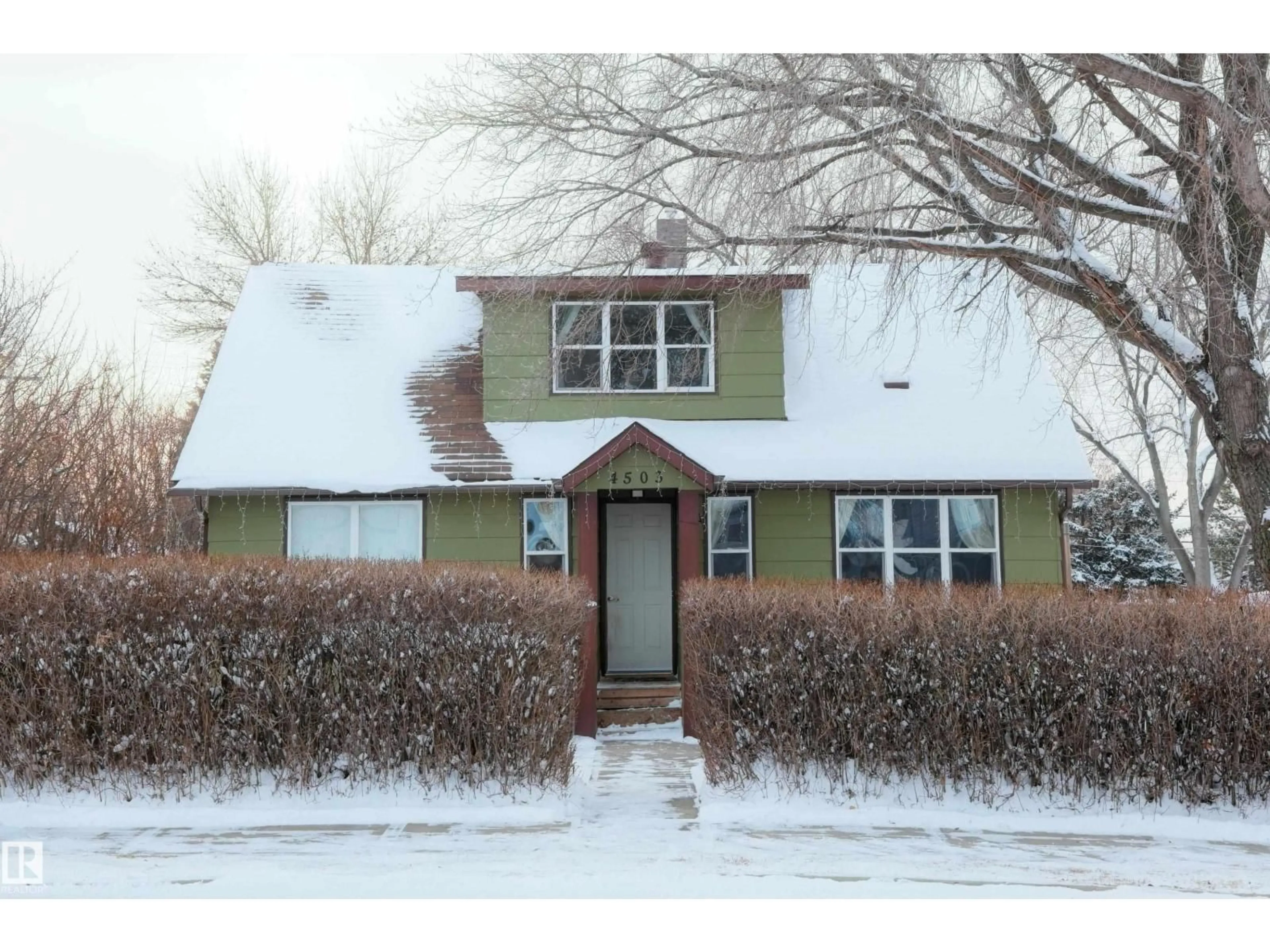 Unknown for 4503 53 AV, Barrhead Alberta T7N1G2