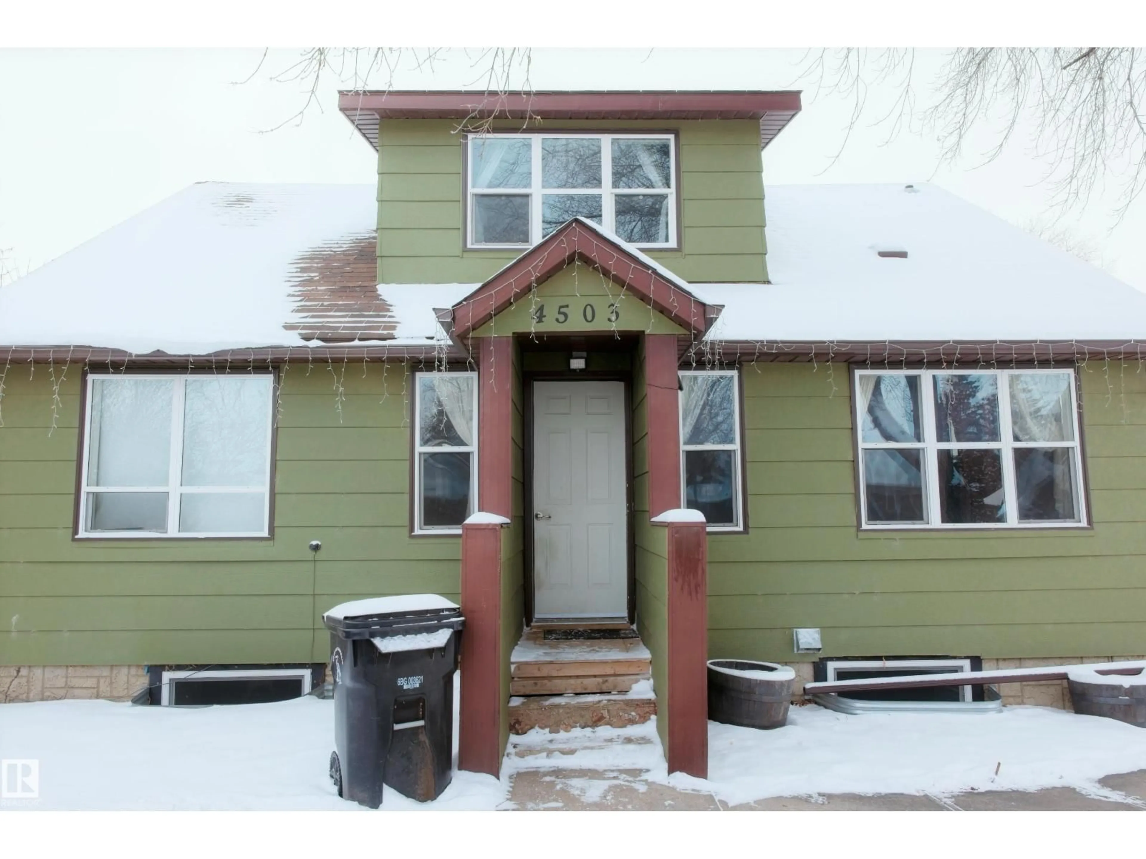 Unknown for 4503 53 AV, Barrhead Alberta T7N1G2