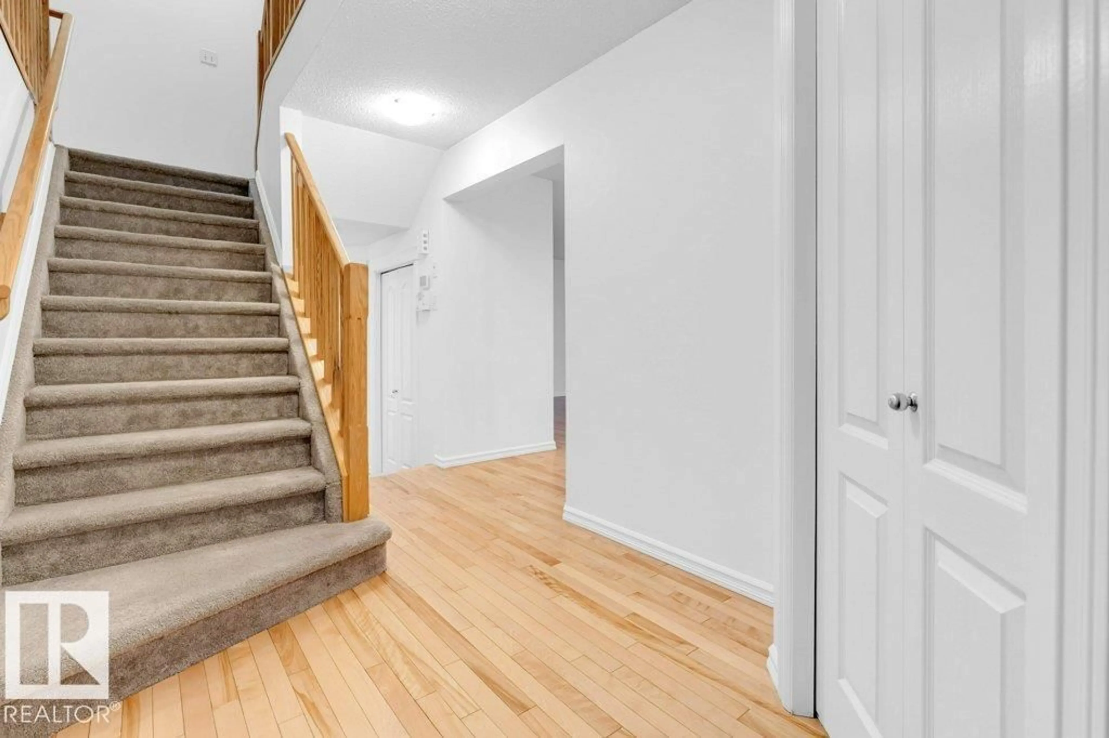 Unknown for 8723 178 AV, Edmonton Alberta T5Z0B8