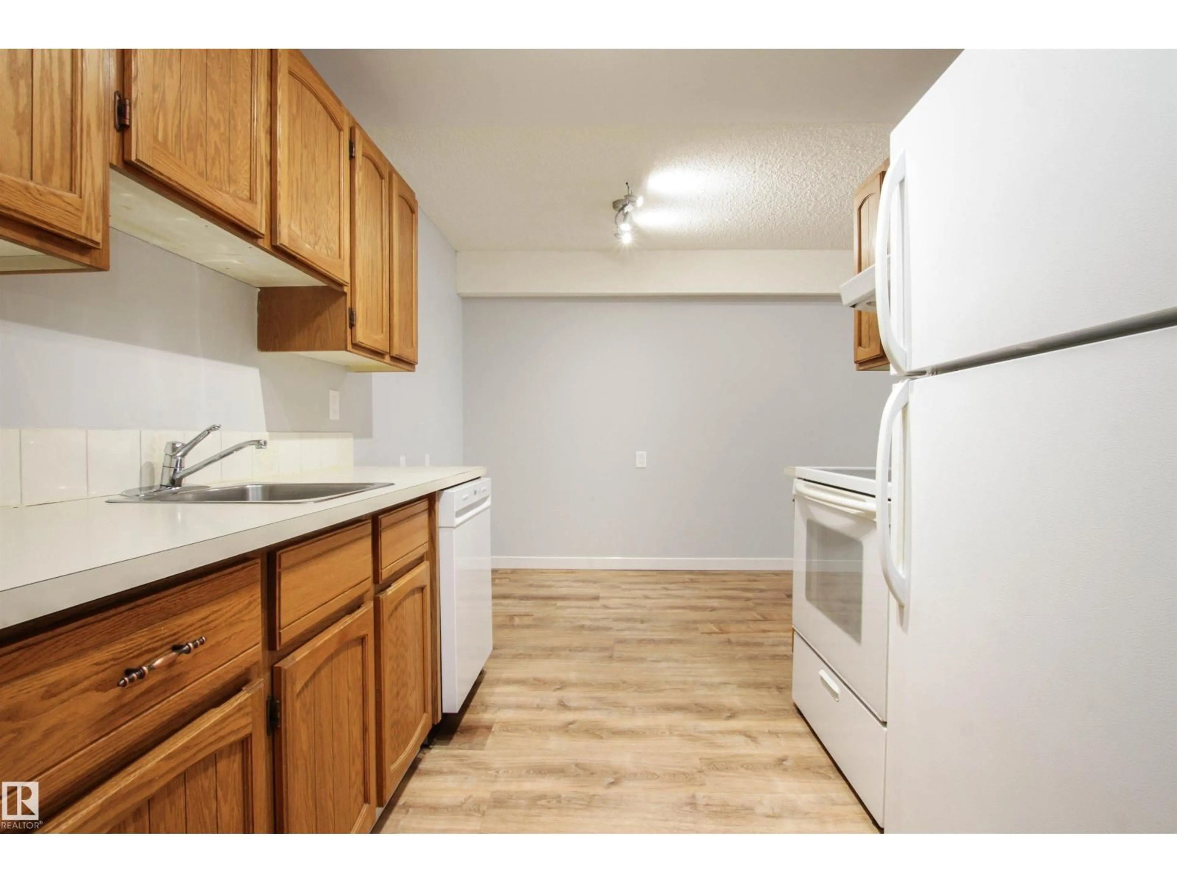 Standard kitchen, unknown for #108 - 3610 43 AV NW, Edmonton Alberta T6L5T2