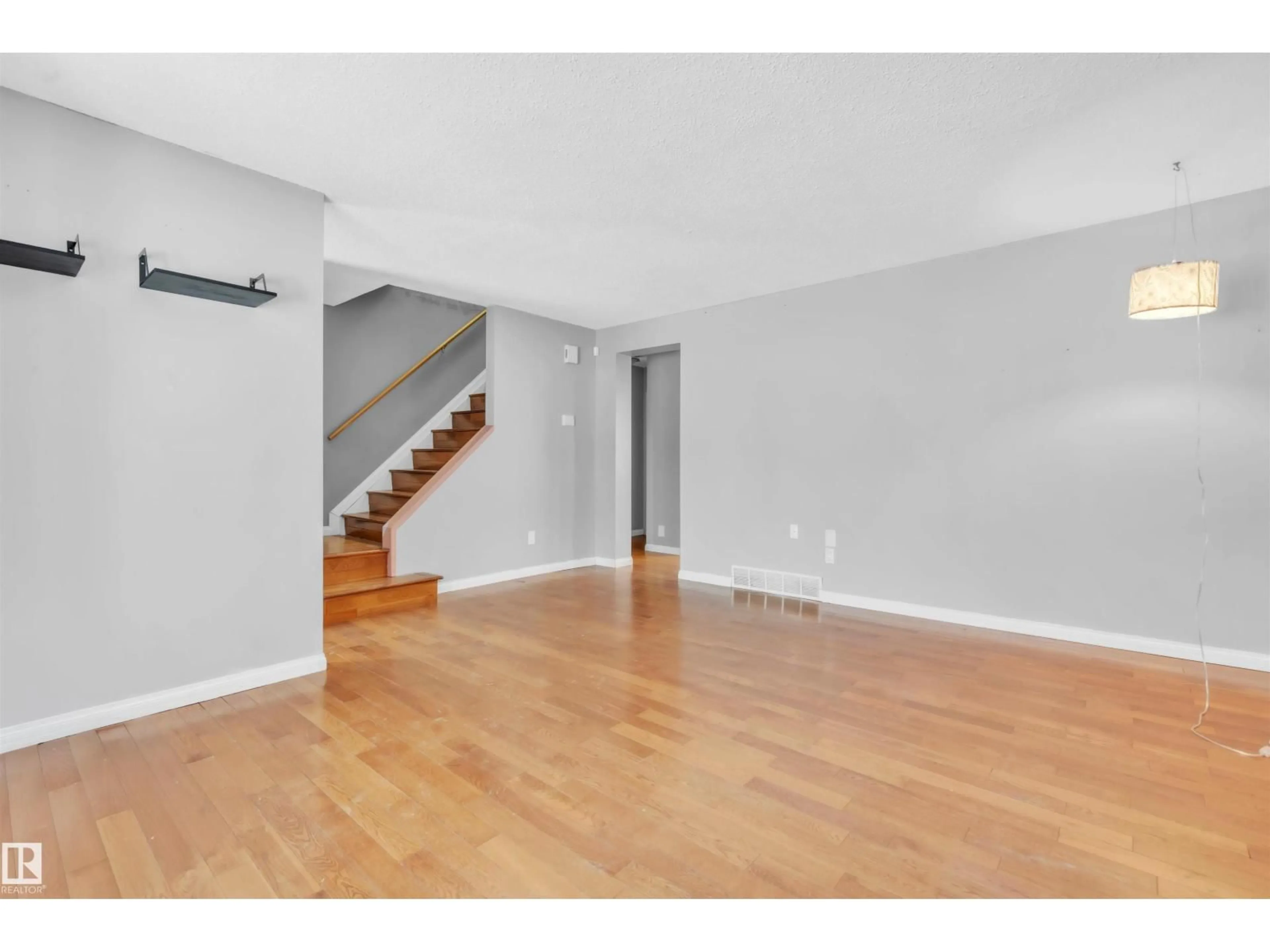 A pic of a room for 909 8 ST, Cold Lake Alberta T9M1H7